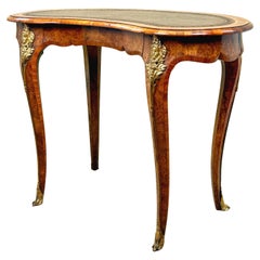 Antique Gillow Walnut 19th Century Kidney Writing Table