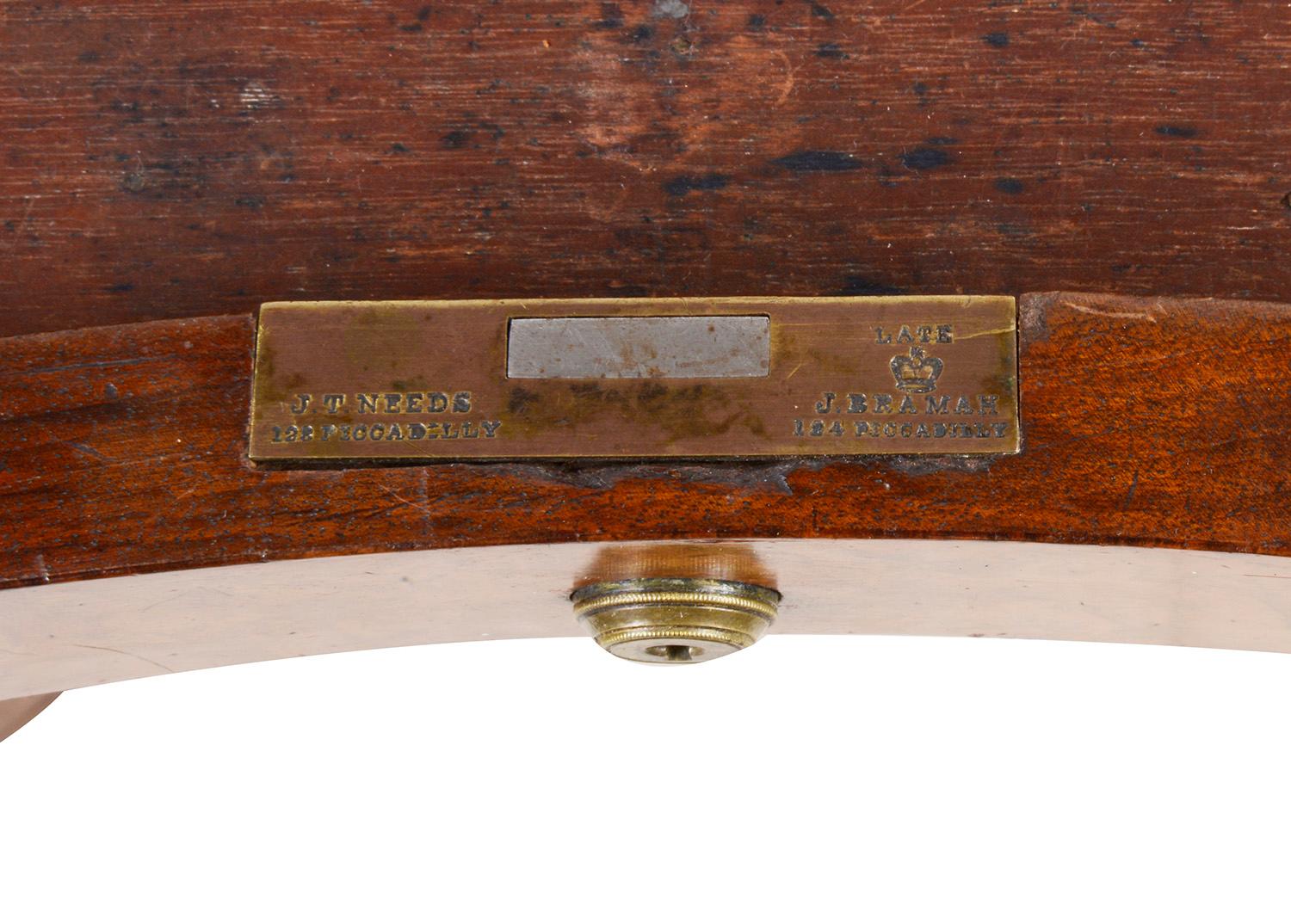 Gillows, 19. Jahrhundert Nierenförmiger Nussbaum-Schreibtisch im Angebot 5