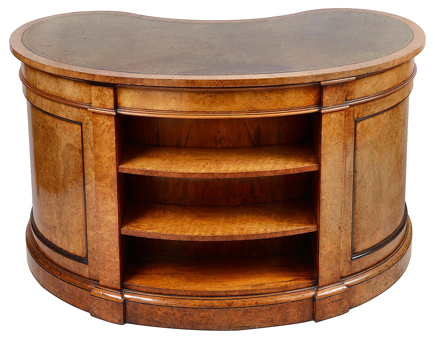 Veneer Gillows, 19th Century Walnut Kidney Shaped Desk For Sale