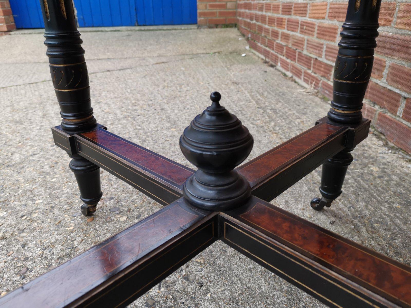 Gillows attr, Aesthetic Movement Ebonized Mahogany Centre Table with Amboyna top For Sale 3