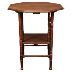 Gillows, attri. Stil von E. W. Godwin. Aesthetic Movement Zweistufiger Beistelltisch