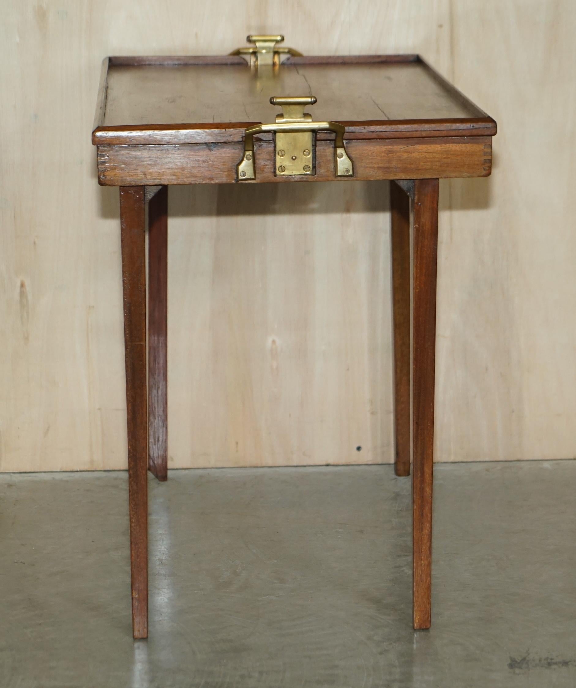 Antiker viktorianischer klappbarer Butlers-Kampagnen-Tabletttisch, Gillows zugeschrieben im Angebot 6