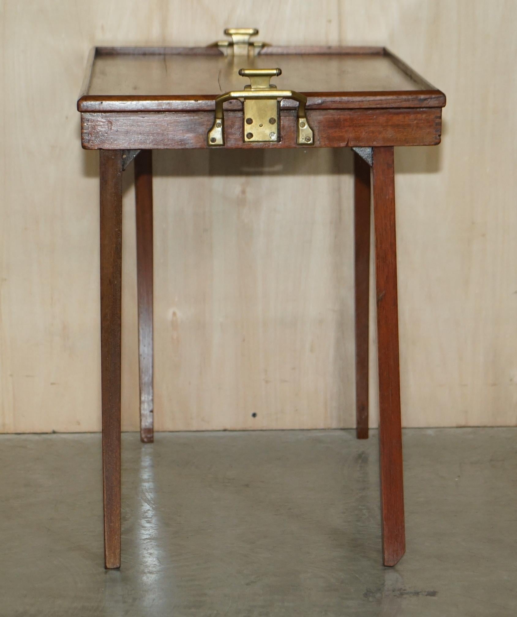 Antiker viktorianischer klappbarer Butlers-Kampagnen-Tabletttisch, Gillows zugeschrieben im Angebot 2