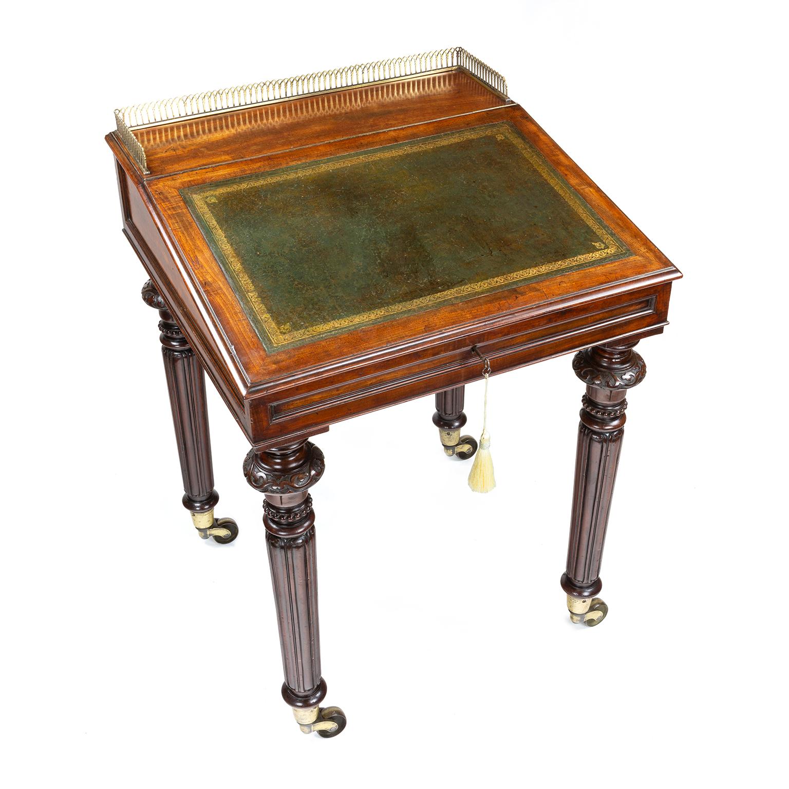 Gillows of Lancaster a Regency Clerks Writing Desk In Good Condition In Northwich, GB