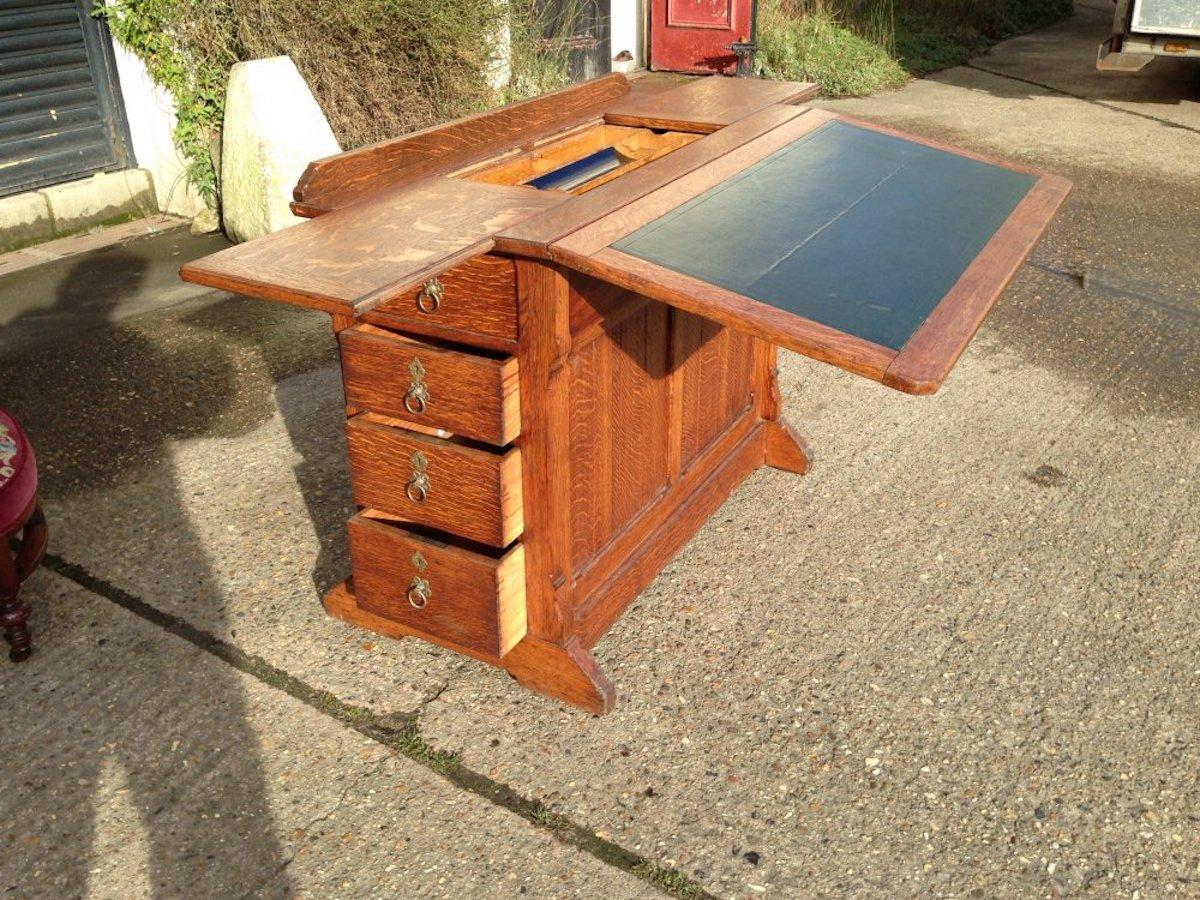 Hand-Crafted Gillows of Lancaster attri., Gothic Revival Oak Architect's Desk  For Sale