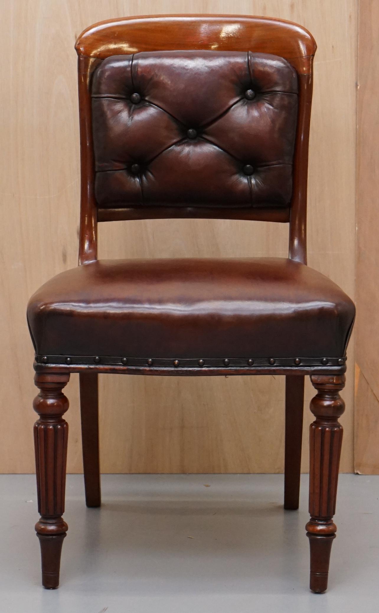 We are delighted to offer for sale this very rare Gillows of Lancaster Regency Mahogany fully restored aged brown leather chair

I have a set of 10 of these listed under my other items 

A very good looking and well made piece, you can find this