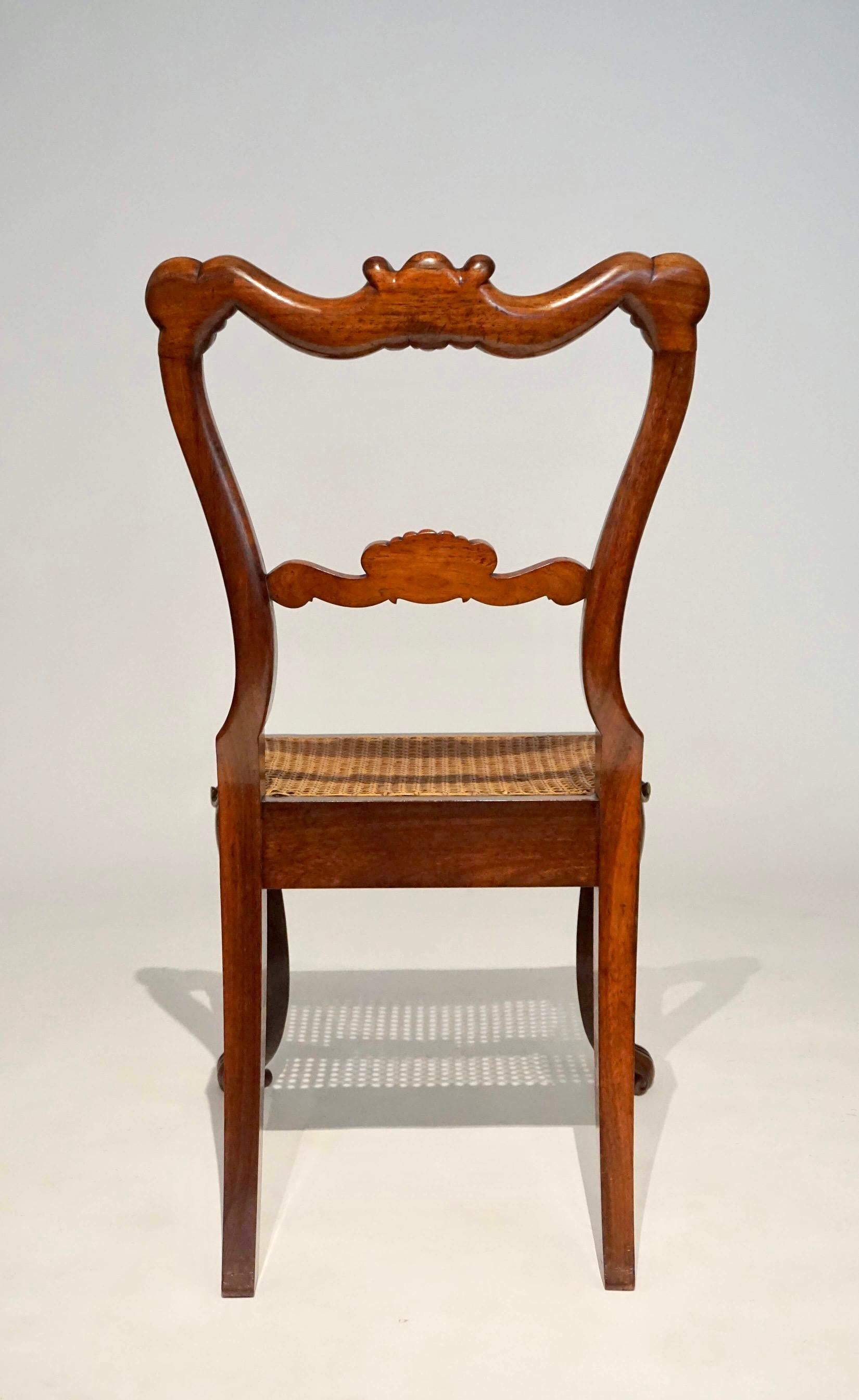 Gillows of Lancaster Regency Rococo Revival Rosewood Side Chairs, circa 1825 For Sale 1