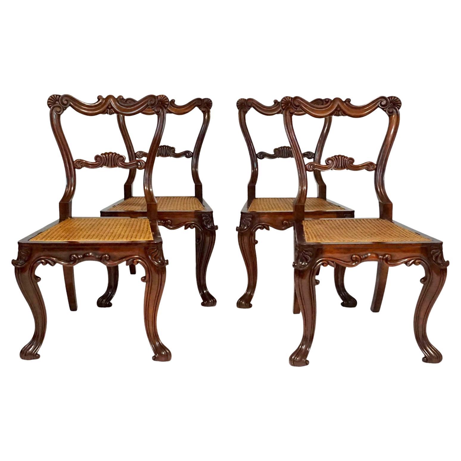 Gillows of Lancaster Regency Rococo Revival Rosewood Side Chairs, circa 1825 For Sale