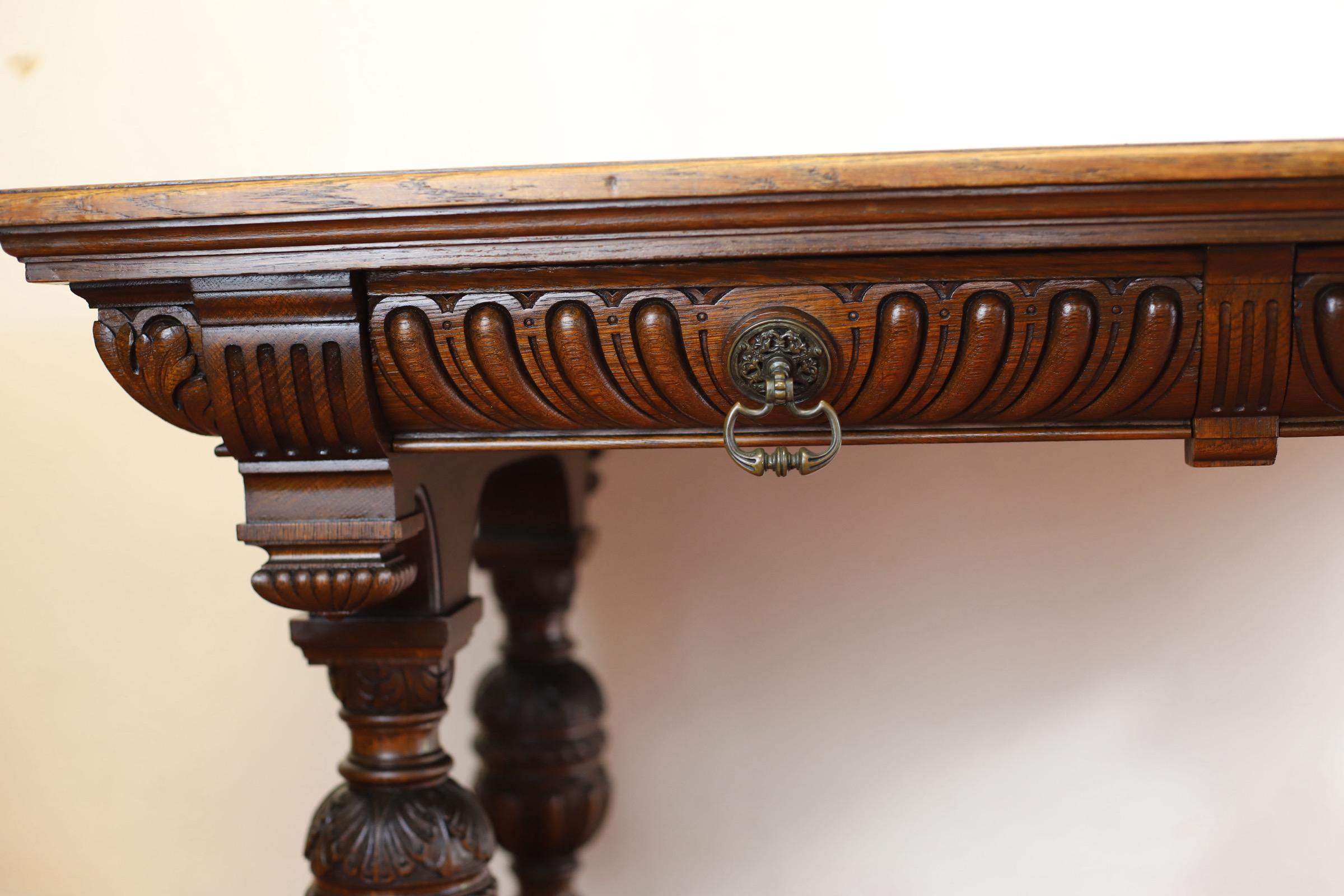 Gillows Of Lancaster Superb  Victorian Carved Oak Library Table In Good Condition For Sale In Crawley, GB