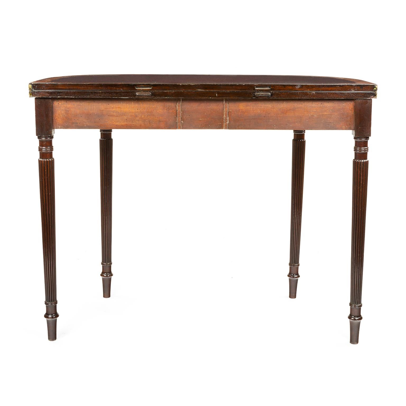 Gillows, Regency, Rosewood Fold over Tea Table In Good Condition In Northwich, GB
