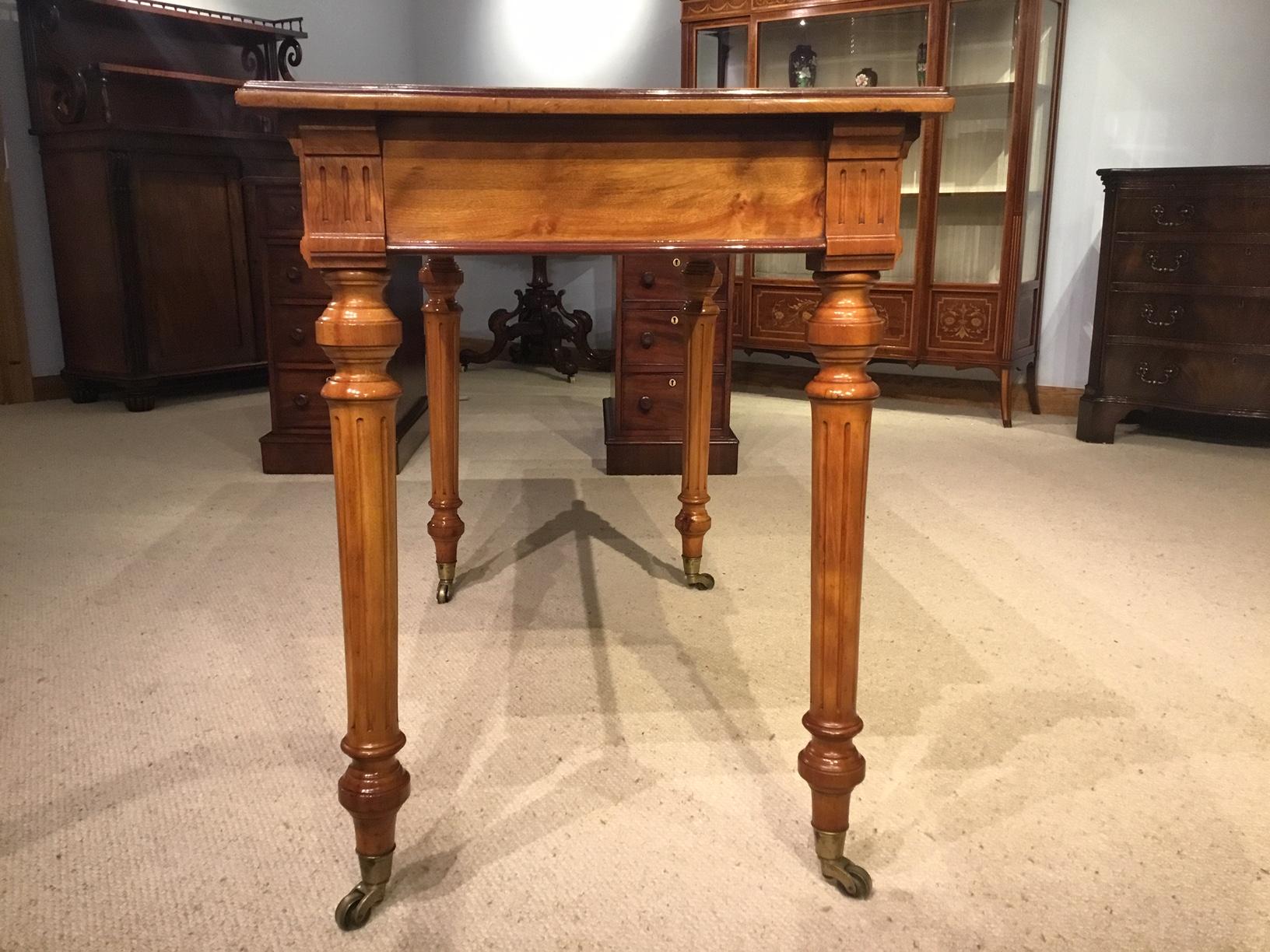 Gillows Satinwood and Purple Heart Victorian Period Writing Table 10