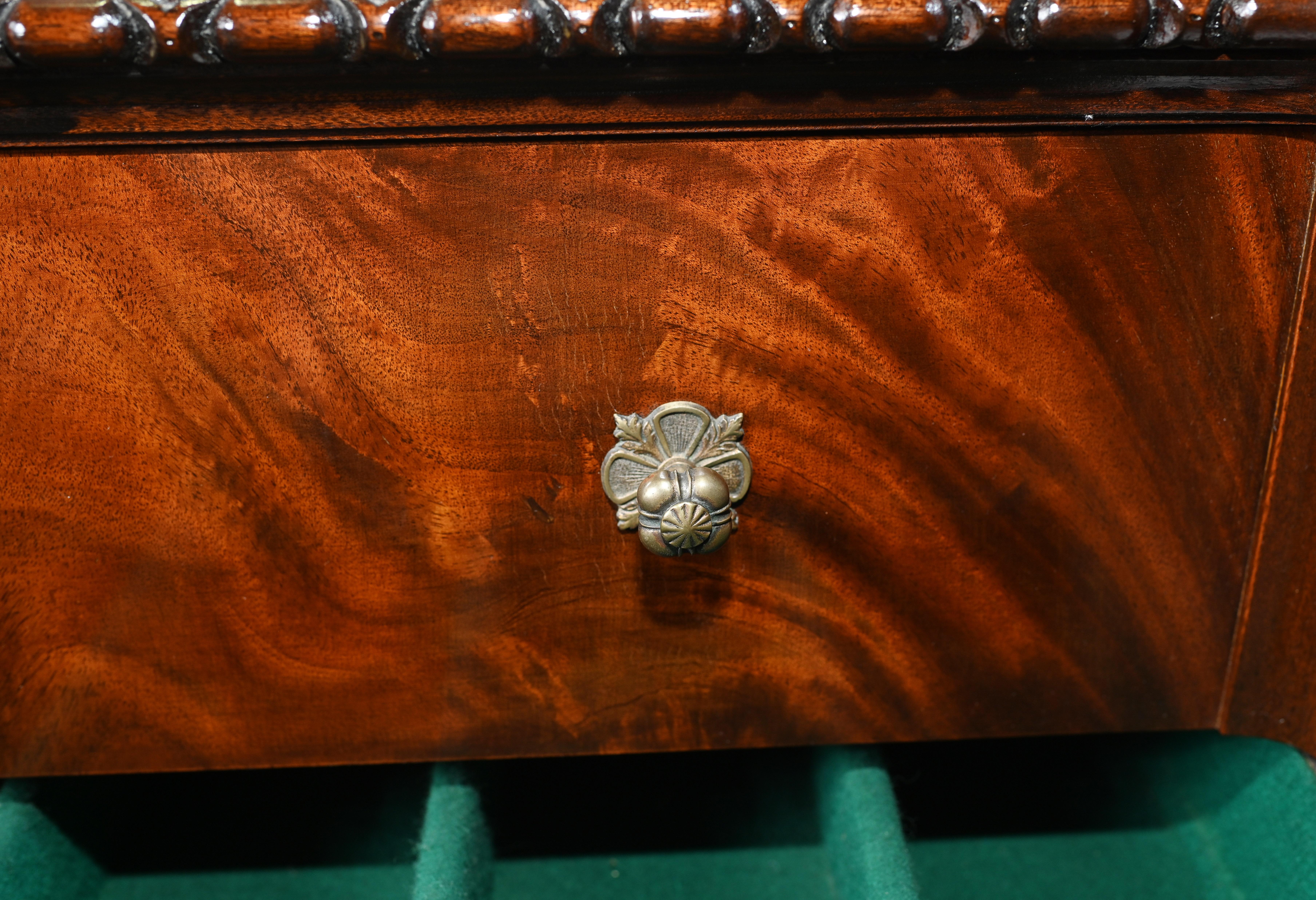 Late 19th Century Gillows Sideboard Server Mahogany 1880 Buffet