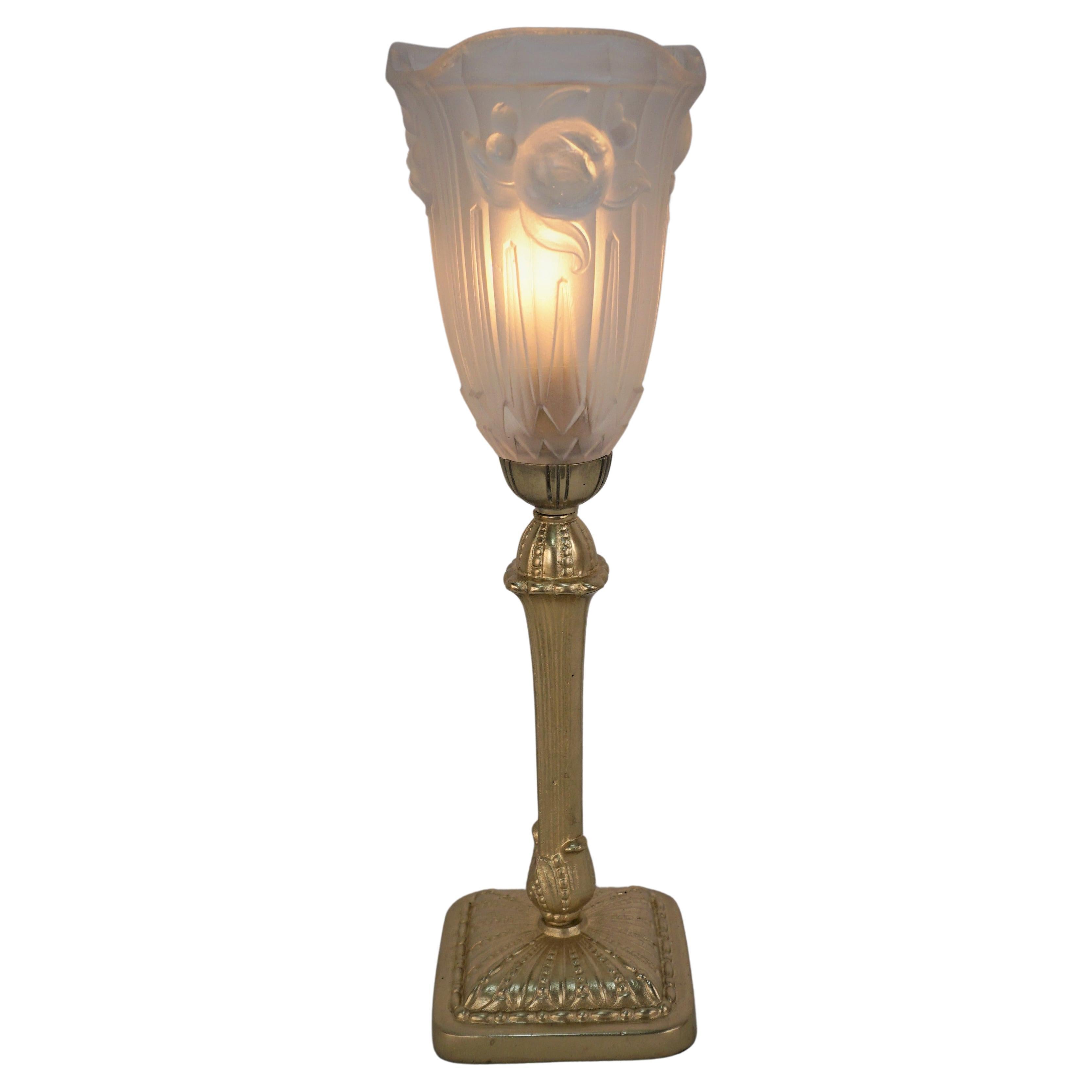 Gills French 1930s Art Deco Table Lamp For Sale