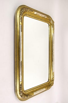Gilt 19th Century Wall Mirror with Stucco Works, Rounded Corners, AT ca. 1840