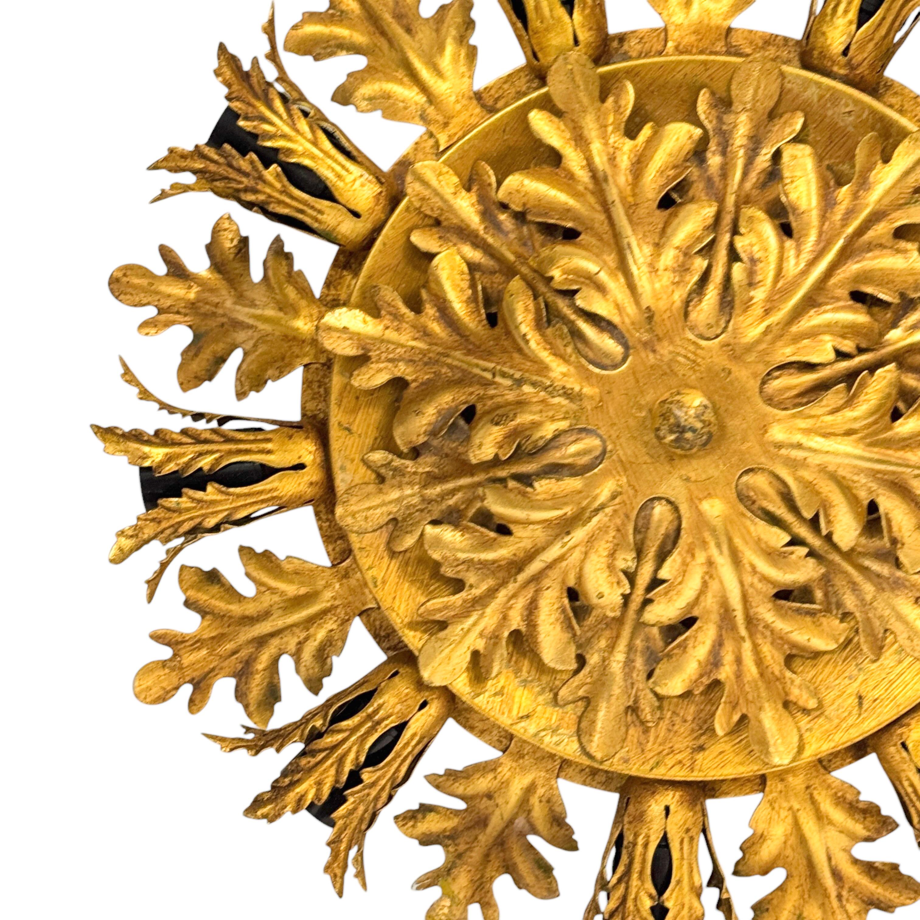 Gilt Acanthus Leafs 9 Light Tole Hollywood Regency Flush Mount, Banci Italy For Sale 4