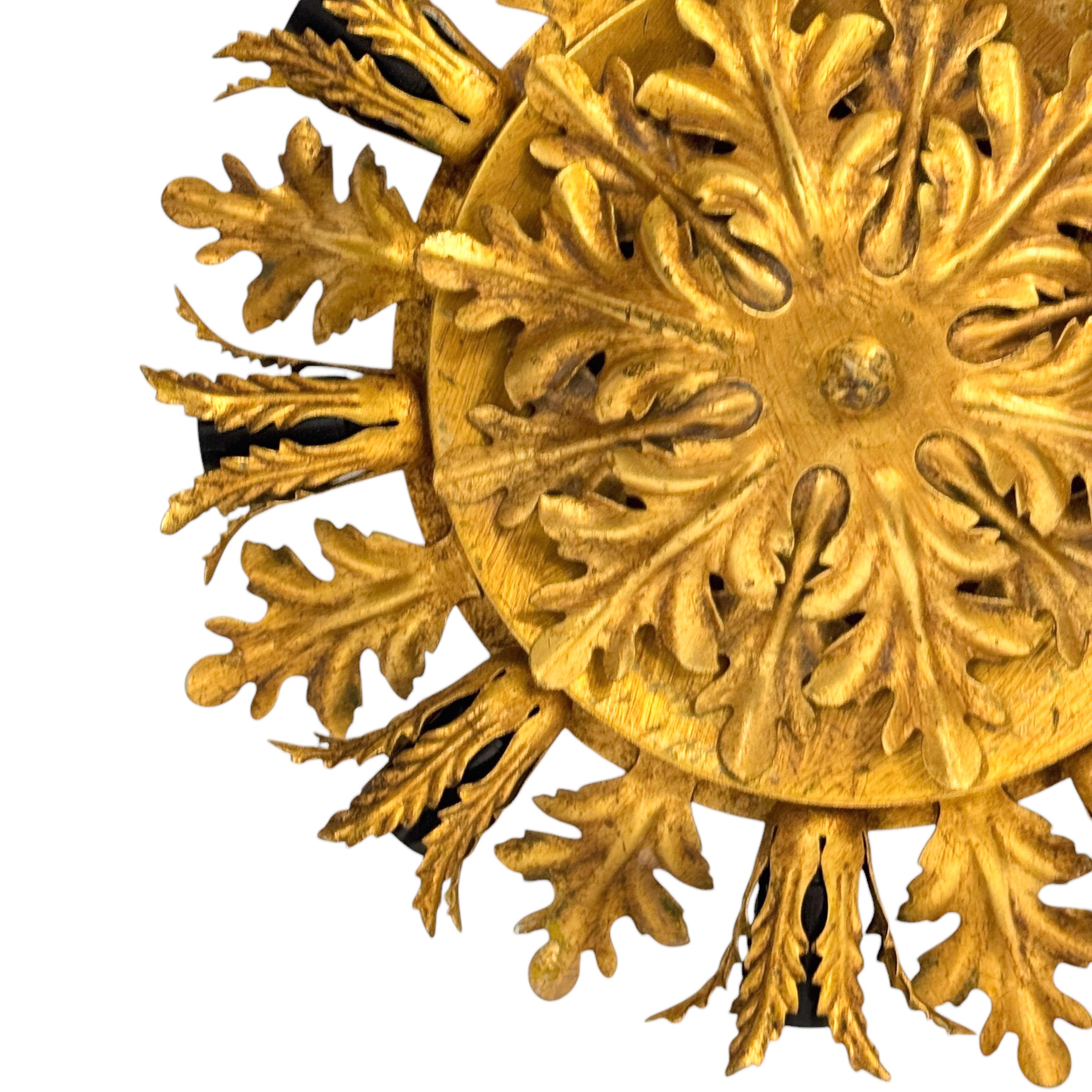 Gilt Acanthus Leafs 9 Light Tole Hollywood Regency Flush Mount, Banci Italy For Sale 3