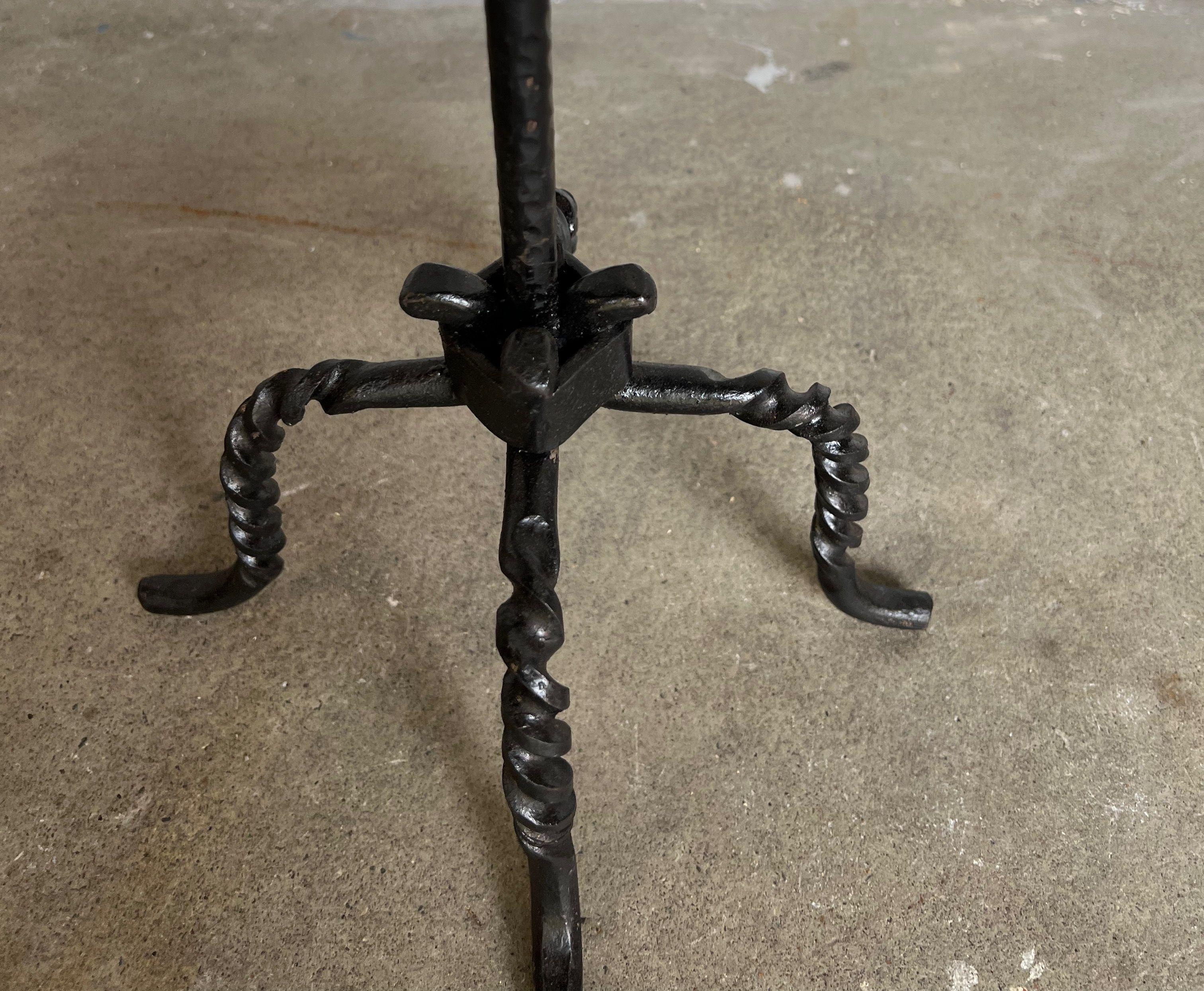 Gilt and Black Metal Drinks Table with Twisted Legs 4