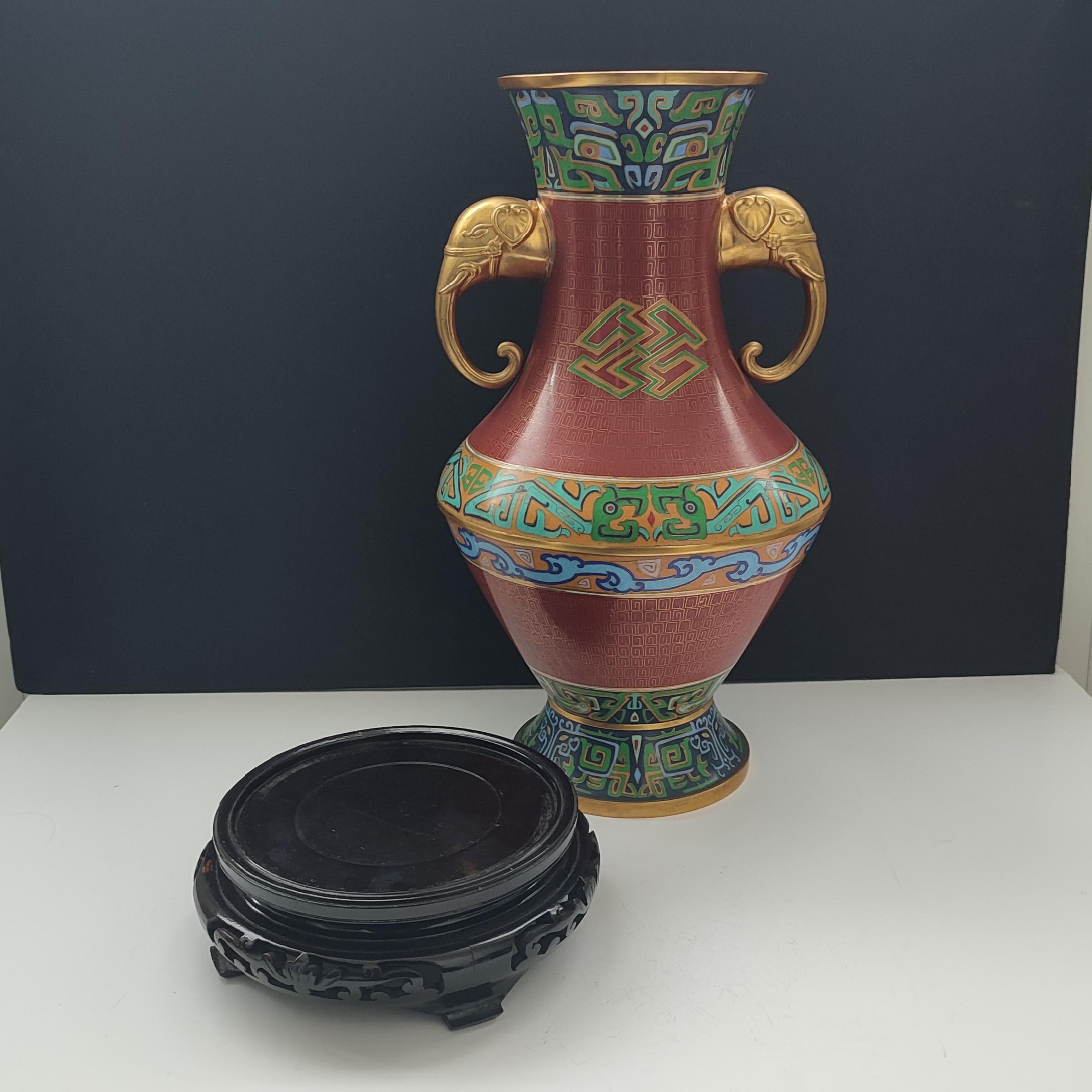 Gilt and Cloisonné Enamel Vase with Handles, Japan, 1950s For Sale 9