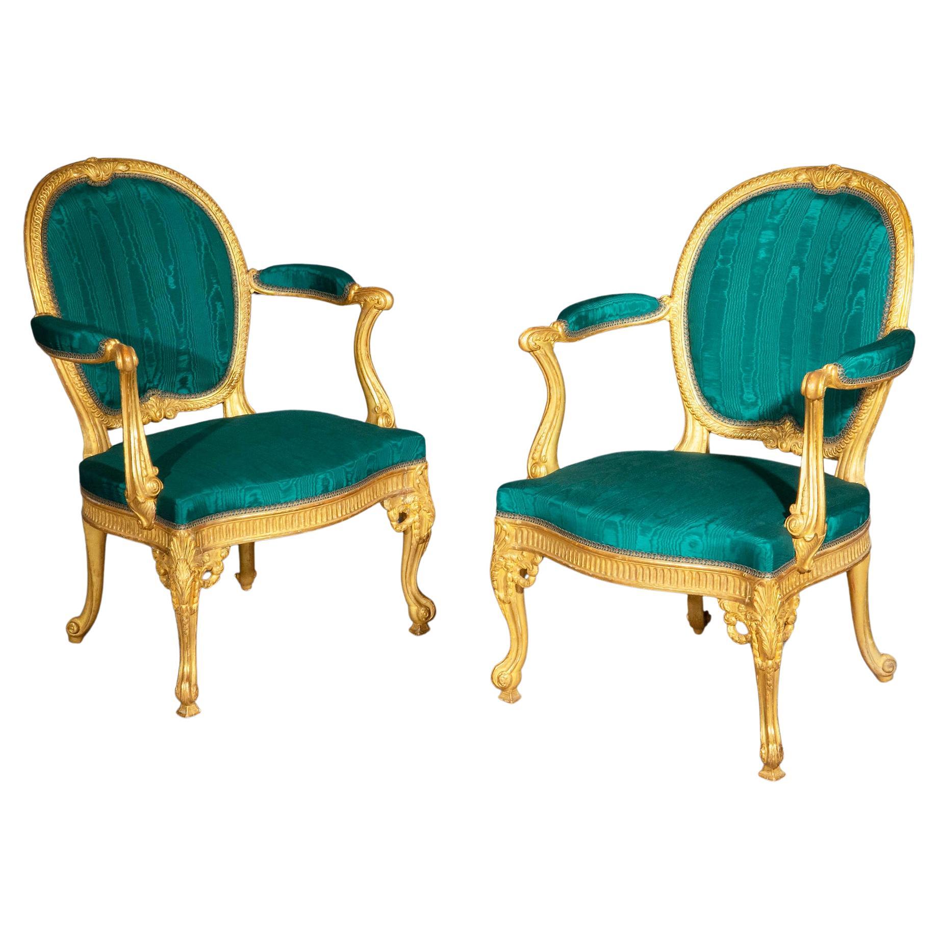 Fauteuil doré d'après Thomas Chippendale - Deux disponibles en vente 4