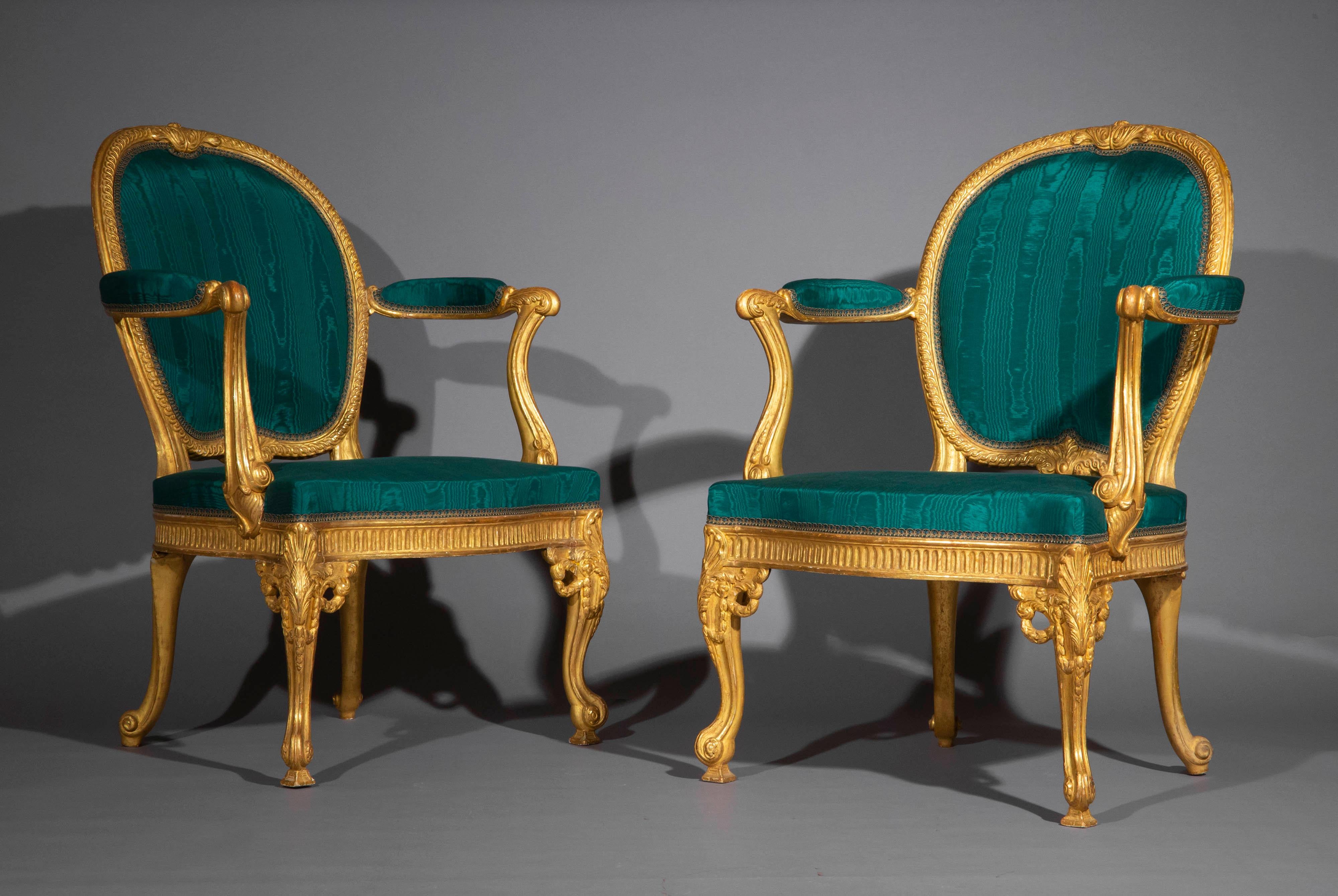 Vergoldeter Sessel nach Thomas Chippendale – zwei Stück verfügbar im Angebot 1