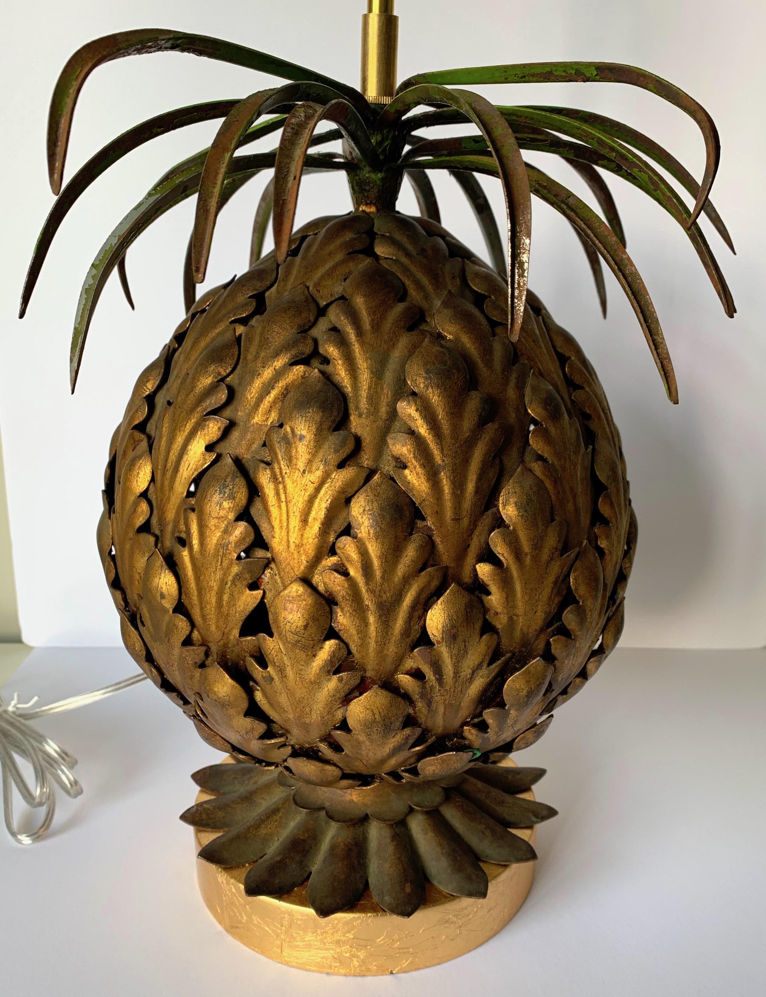 metal pineapple lamp