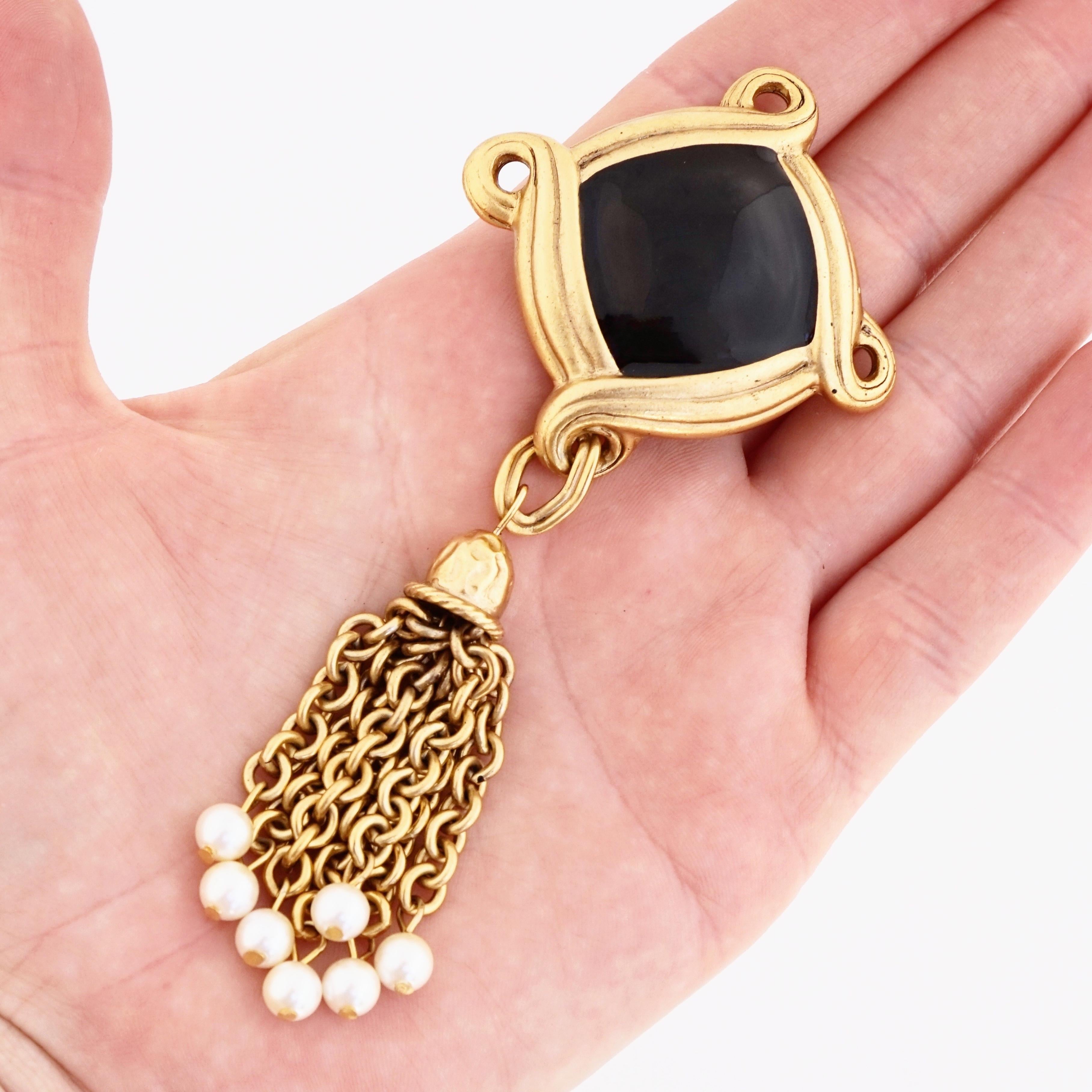 Gilt & Black Enamel Brooch With Chain & Pearl Tassel, 1980s In Good Condition For Sale In McKinney, TX