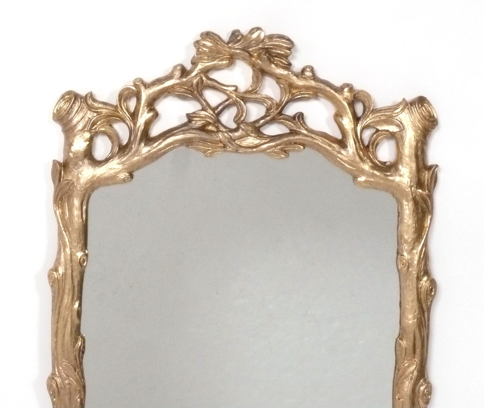 Hollywood Regency Miroir à branches doré circa 1960 en vente