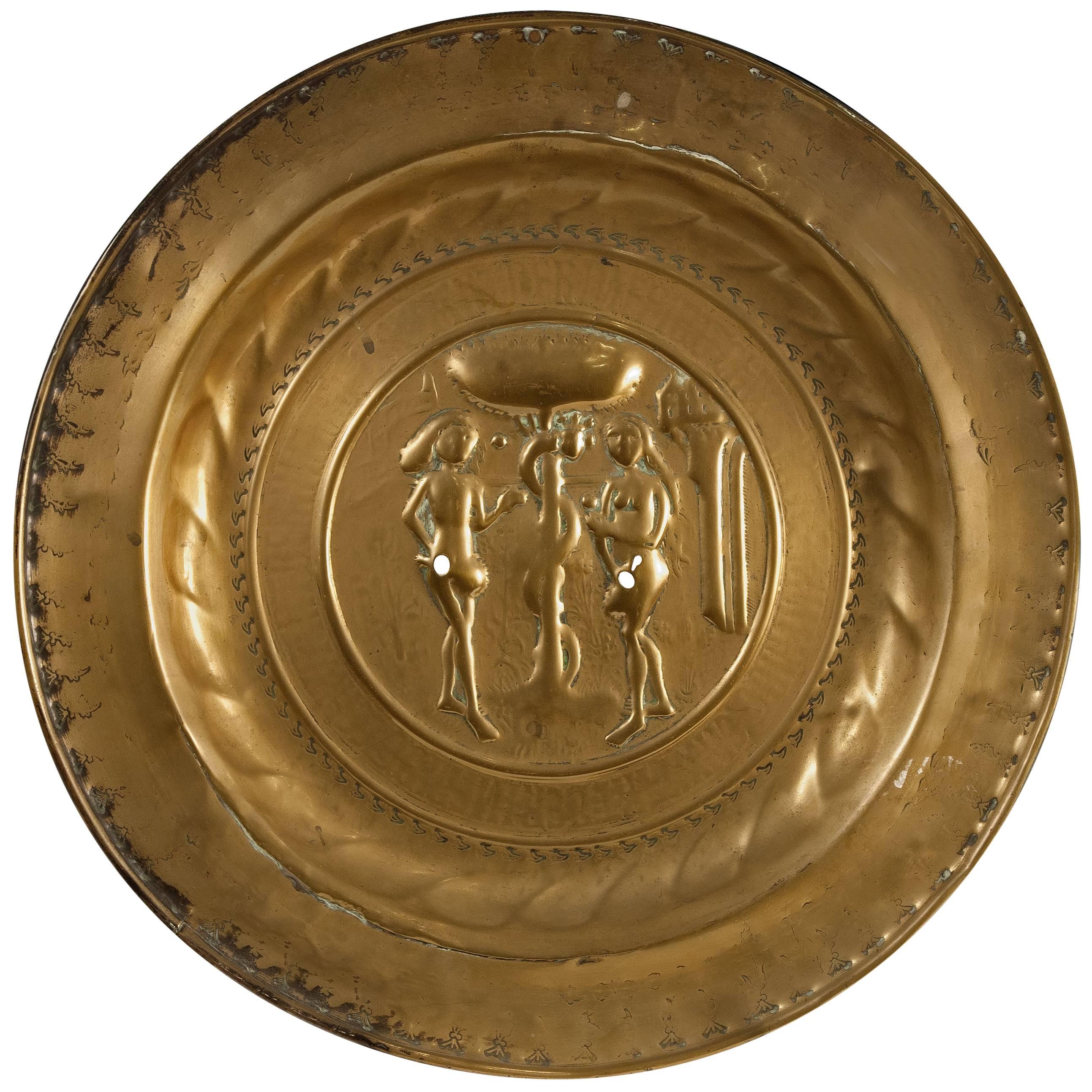 Piatto da elemosina in ottone dorato, Norimberga, Germania, XVI secolo