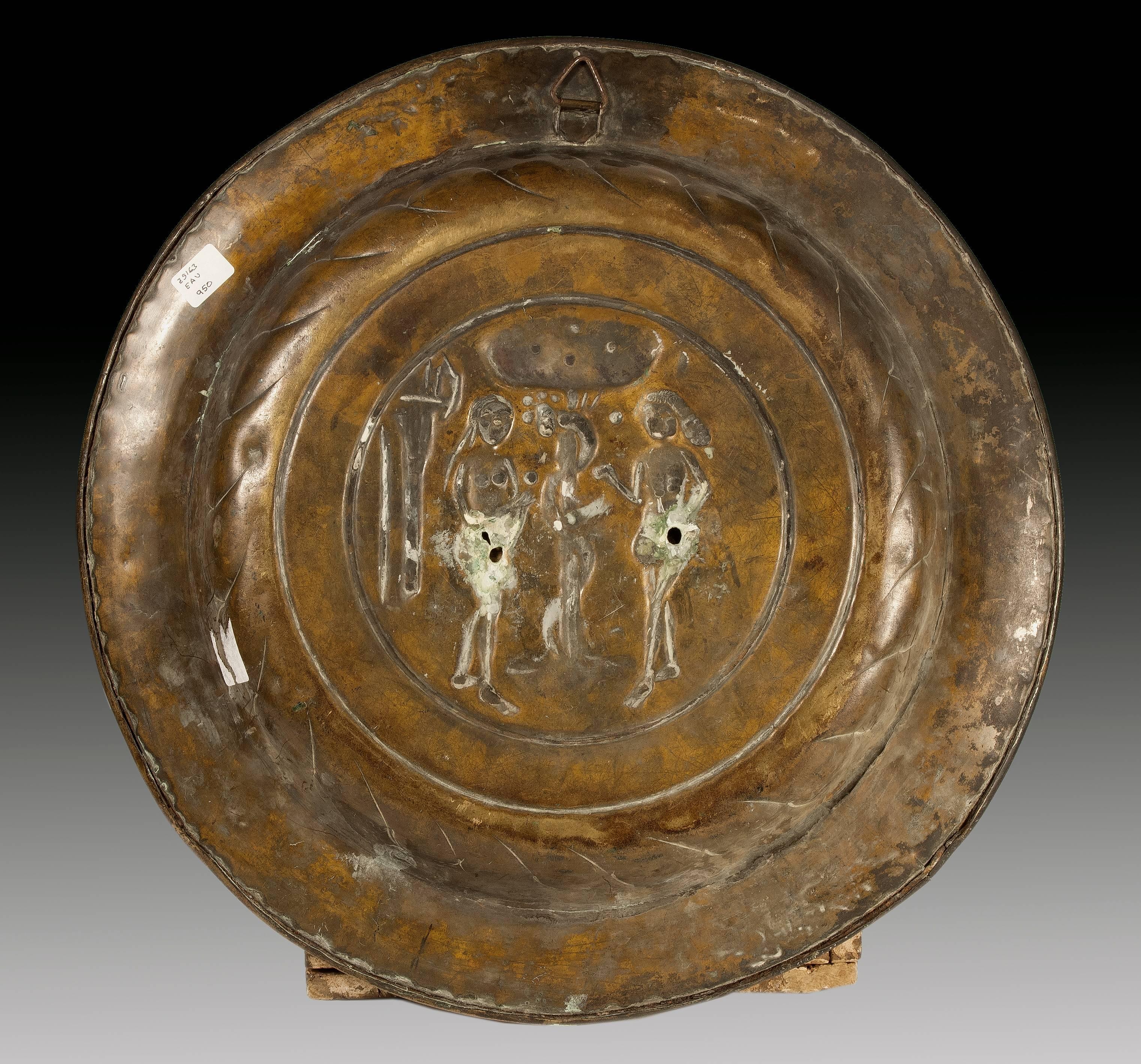 Renaissance Gilt Brass Alms Collecting Dish, Nuremberg, Germany, 16th Century For Sale