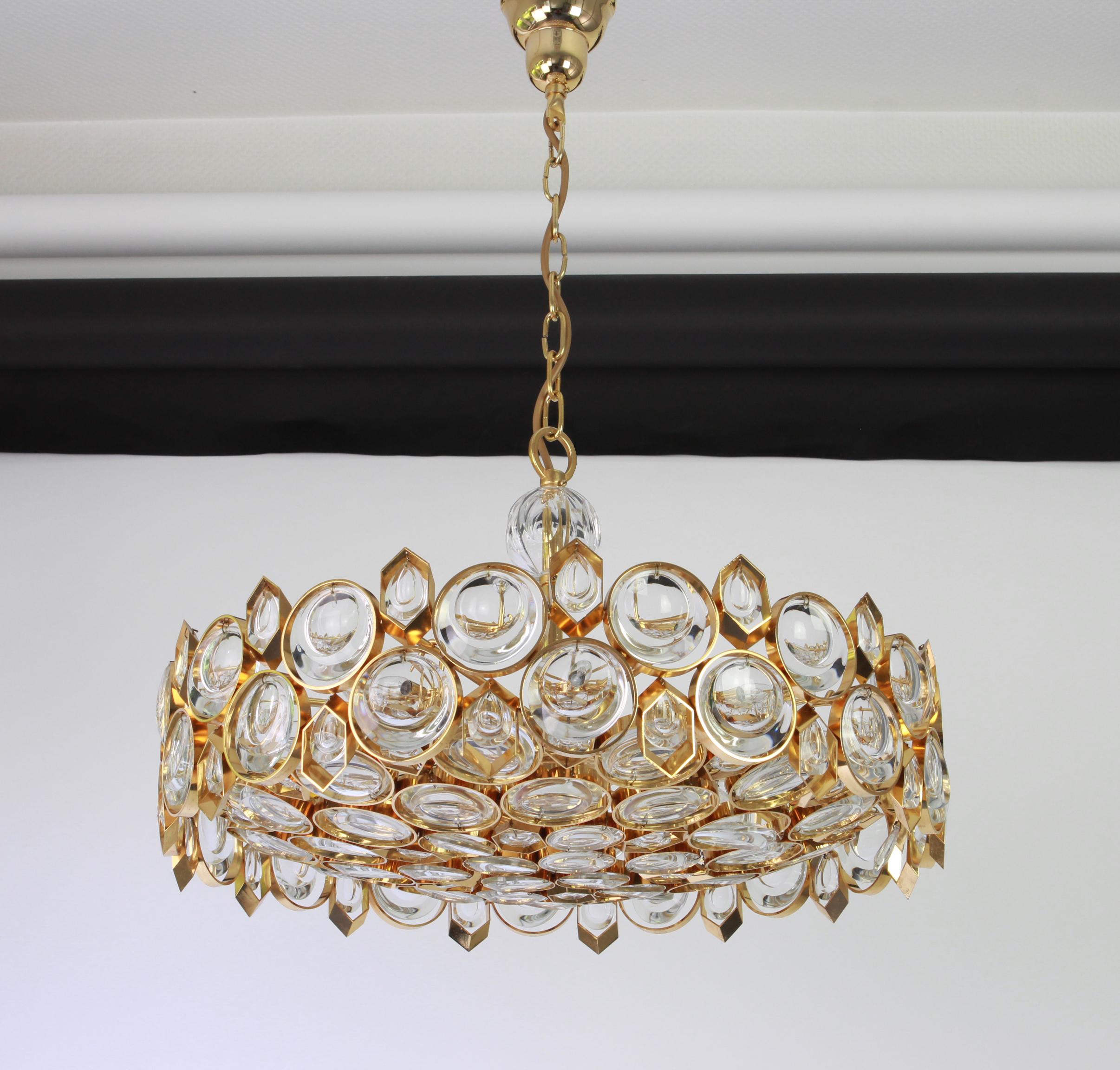 Gilt Brass and Crystal Chandelier, Sciolari Design by Palwa, Germany, 1970s In Good Condition In Aachen, NRW