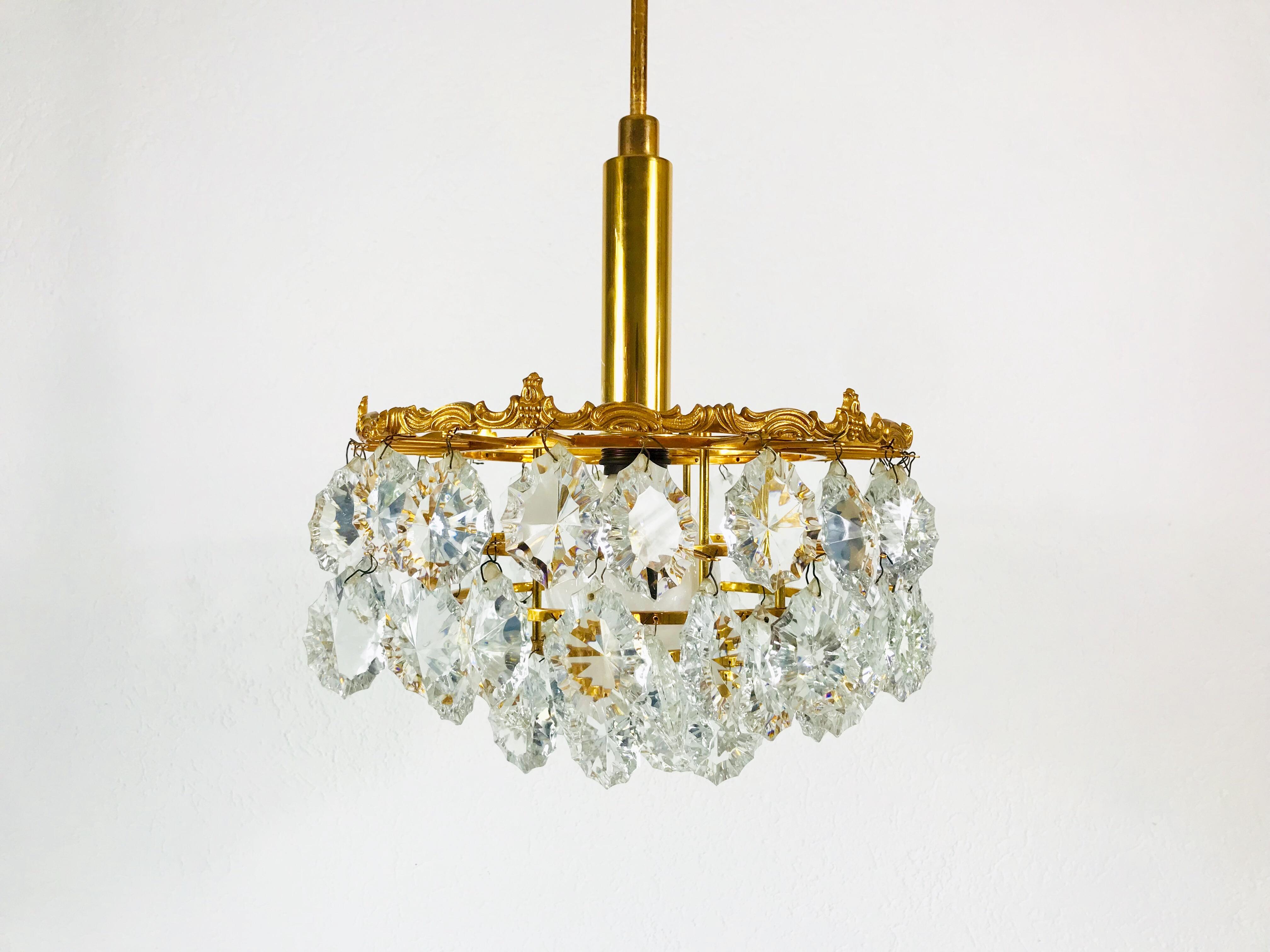 Gilt Brass and Crystal Glass 4-Tier Chandelier by Palwa, Germany, 1970s For Sale 13