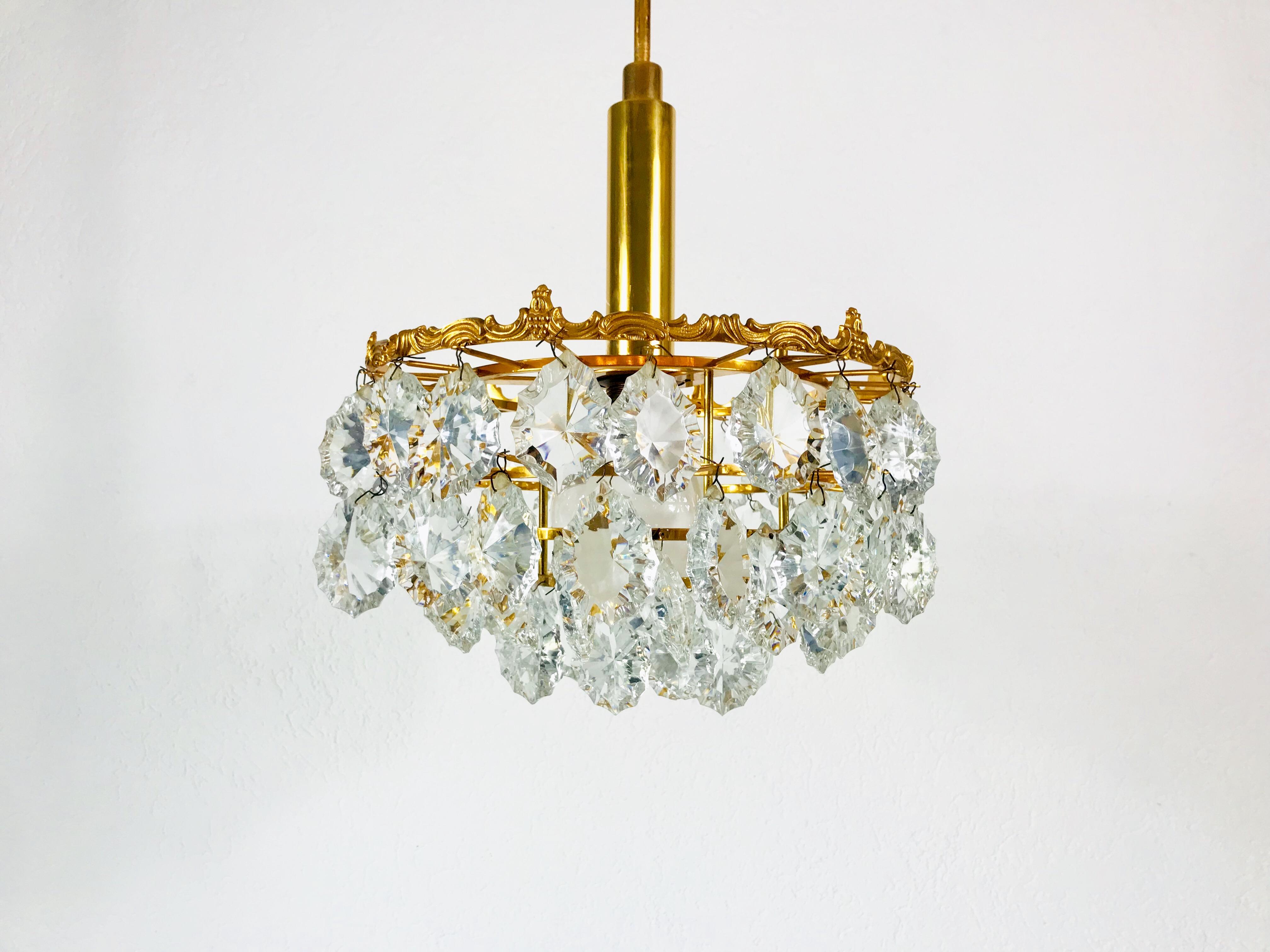 Gilt Brass and Crystal Glass 4-Tier Chandelier by Palwa, Germany, 1970s For Sale 14