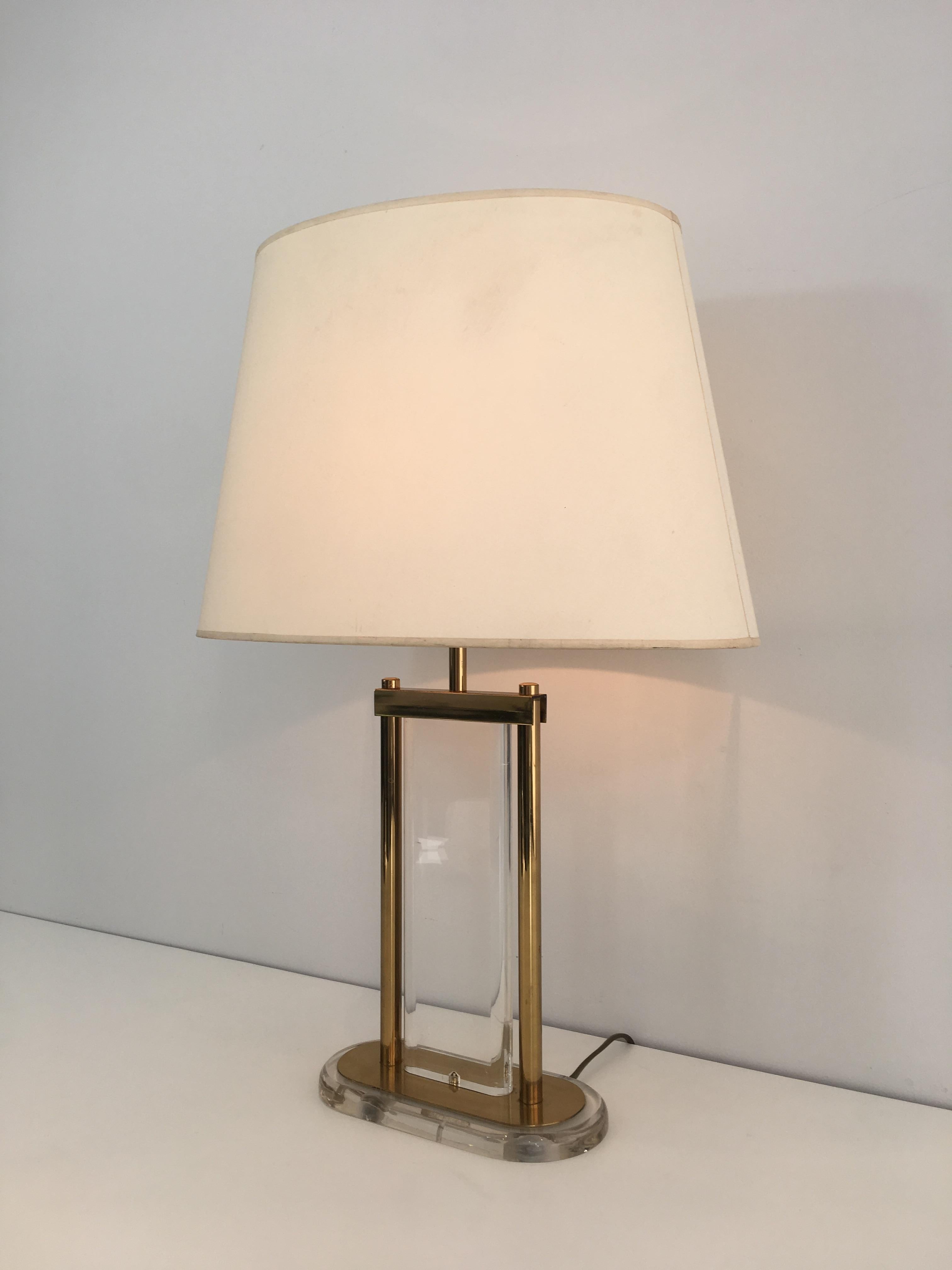 Mid-Century Modern Gilt Brass and Lucite Table Lamp, French, circa 1970