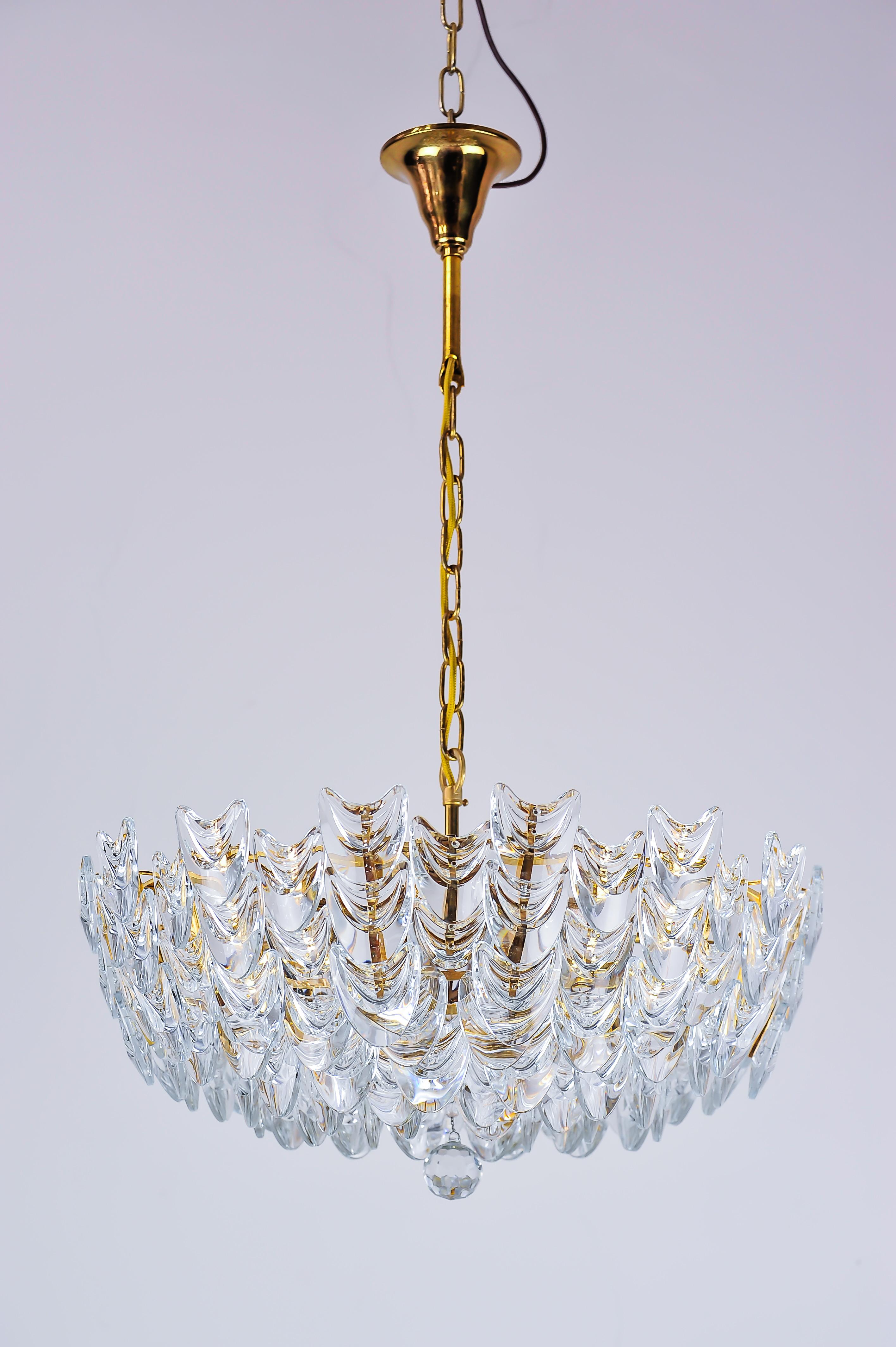 Gilt Brass Chandelier with Glass, German, circa 1960s In Good Condition For Sale In Wien, AT