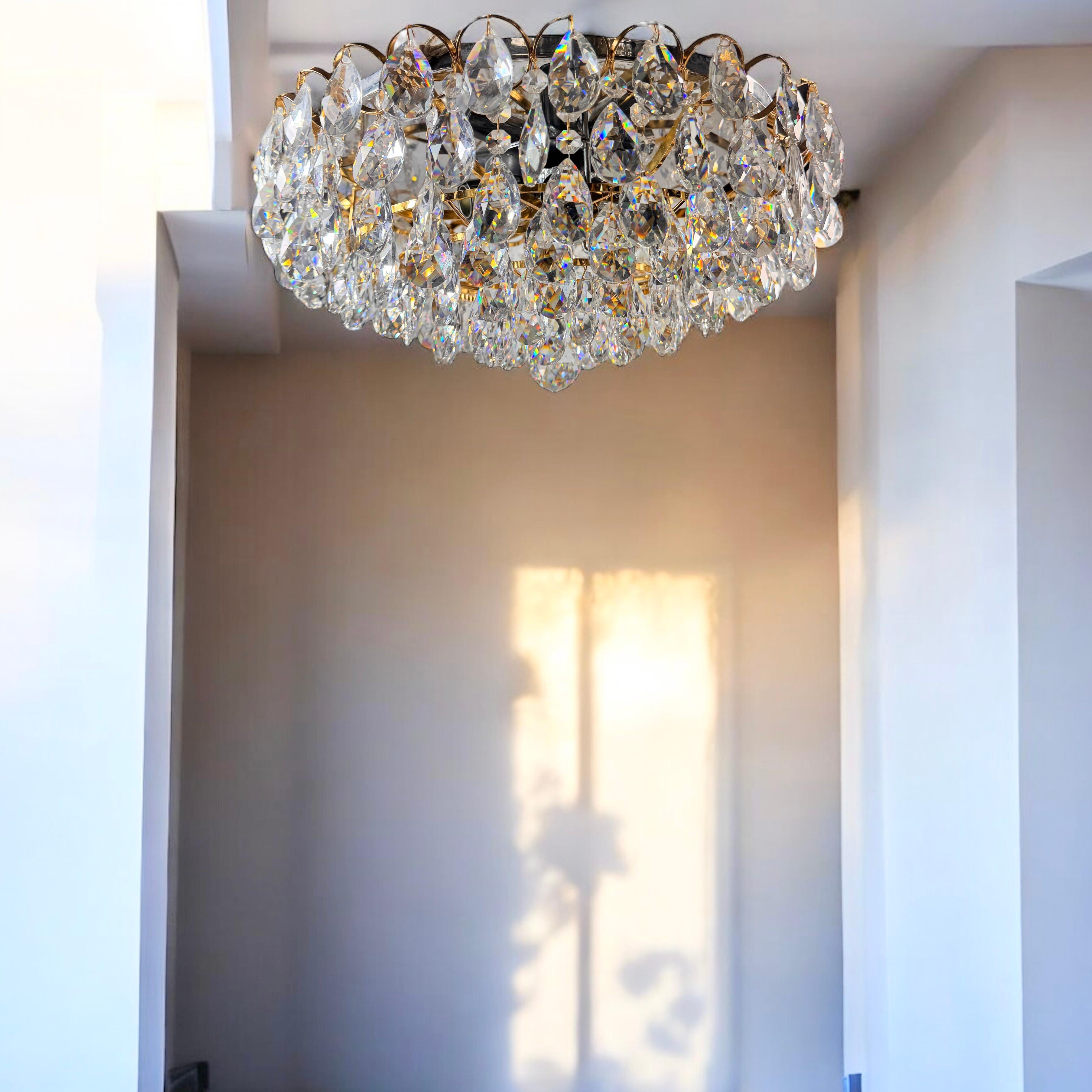 Lampadario da incasso in ottone dorato e vetro tagliato di Palwa Germany, anni '70 in vendita 13