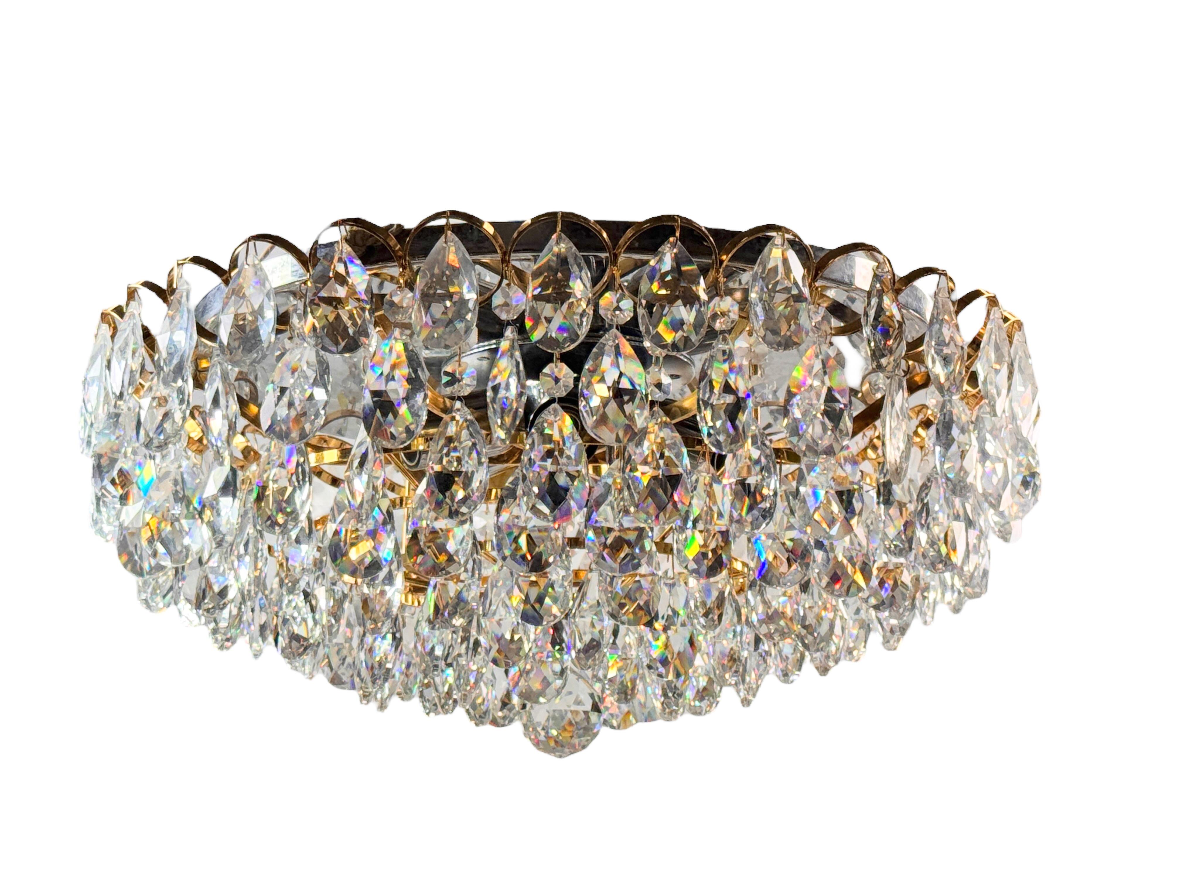 Metallo Lampadario da incasso in ottone dorato e vetro tagliato di Palwa Germany, anni '70 in vendita