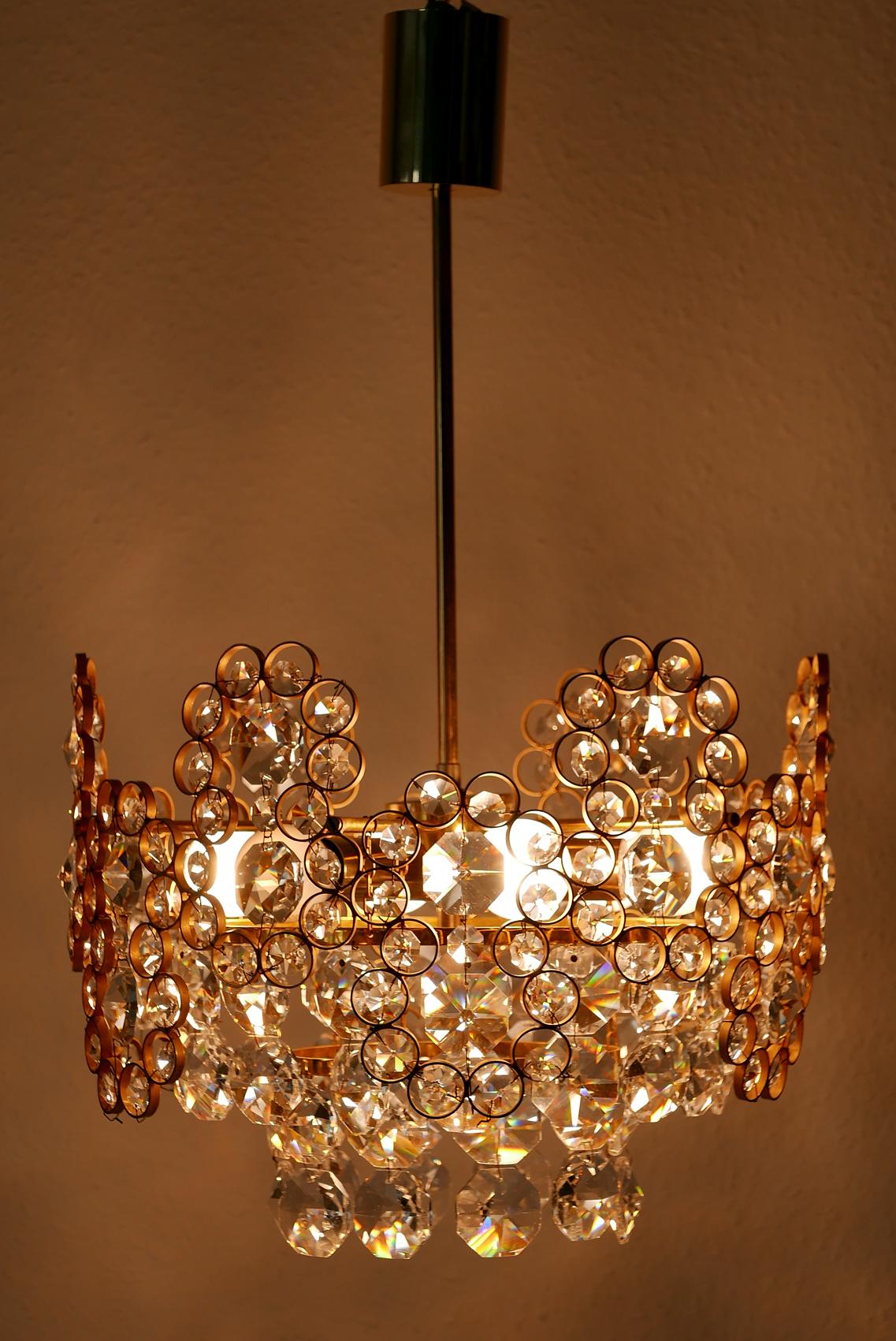 Mid-Century Modern Gilt Brass Facet Cut Crystal Glass Chandelier by Palwa, 1970s, Germany For Sale
