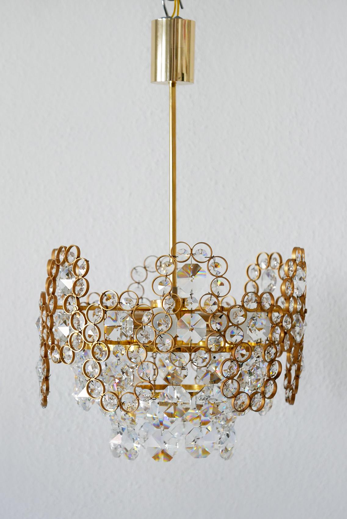 Late 20th Century Gilt Brass Facet Cut Crystal Glass Chandelier by Palwa, 1970s, Germany For Sale