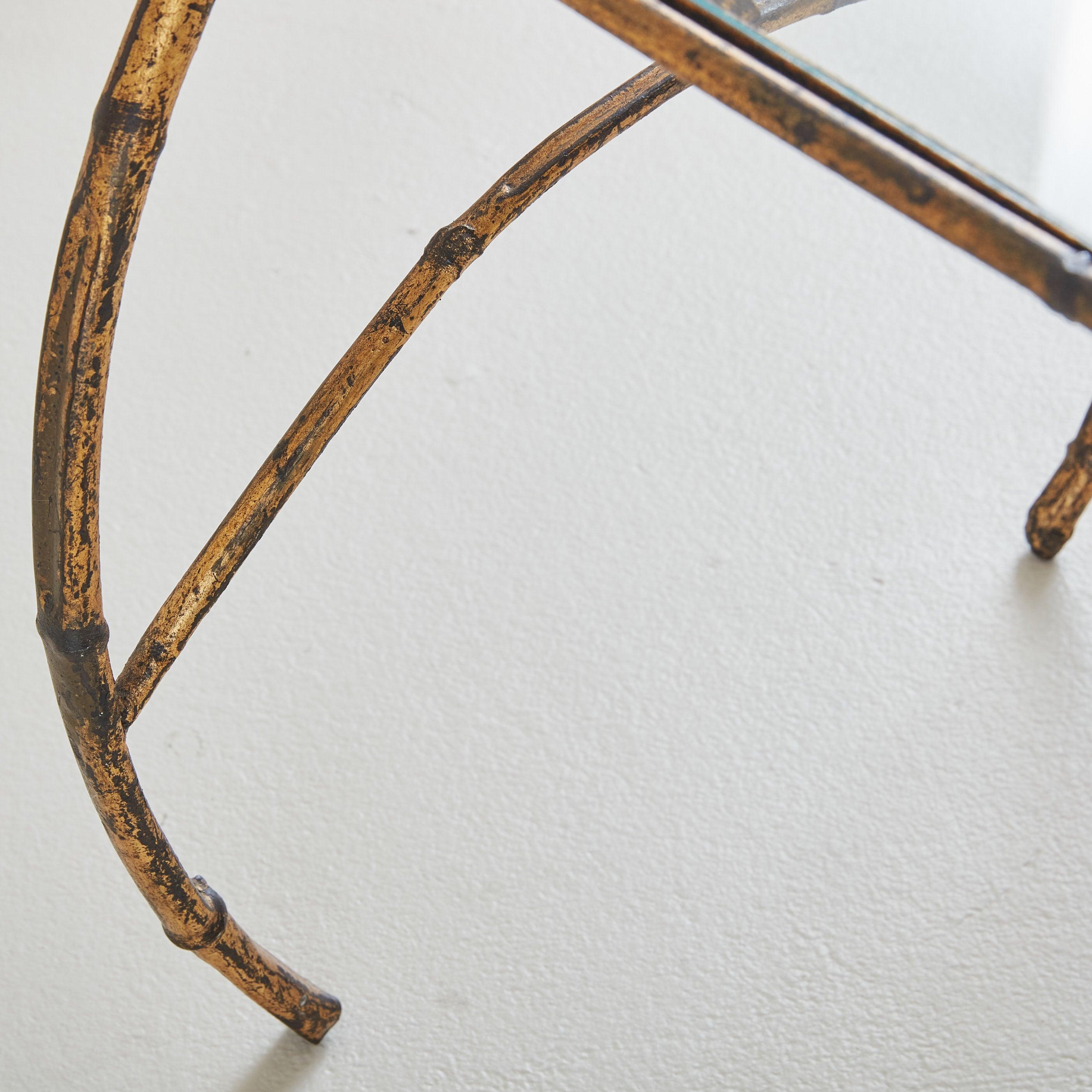 Art déco Table basse en laiton doré et verre, France, années 1940 en vente