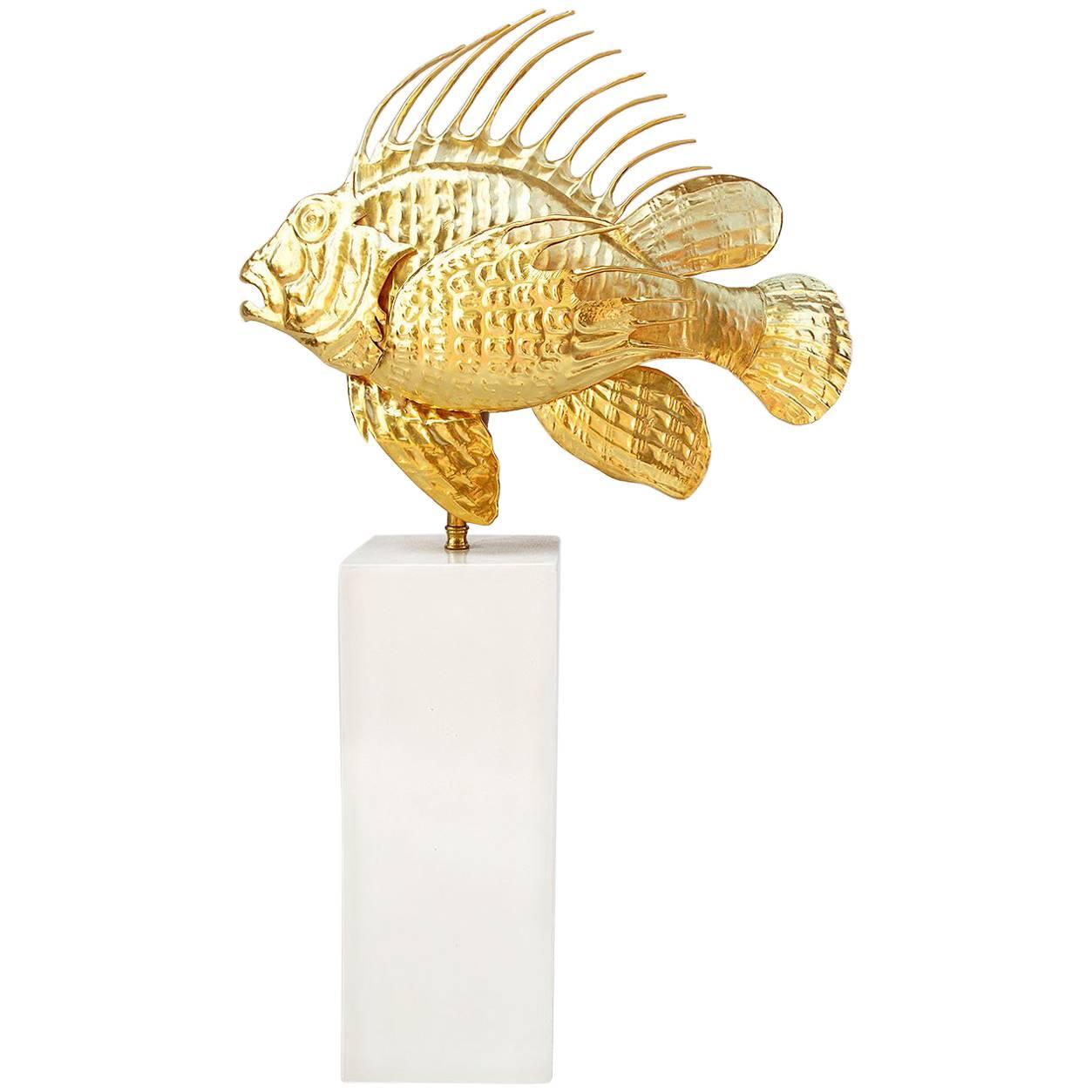 Lampe en forme de poisson scorpion en laiton doré, vers 1950