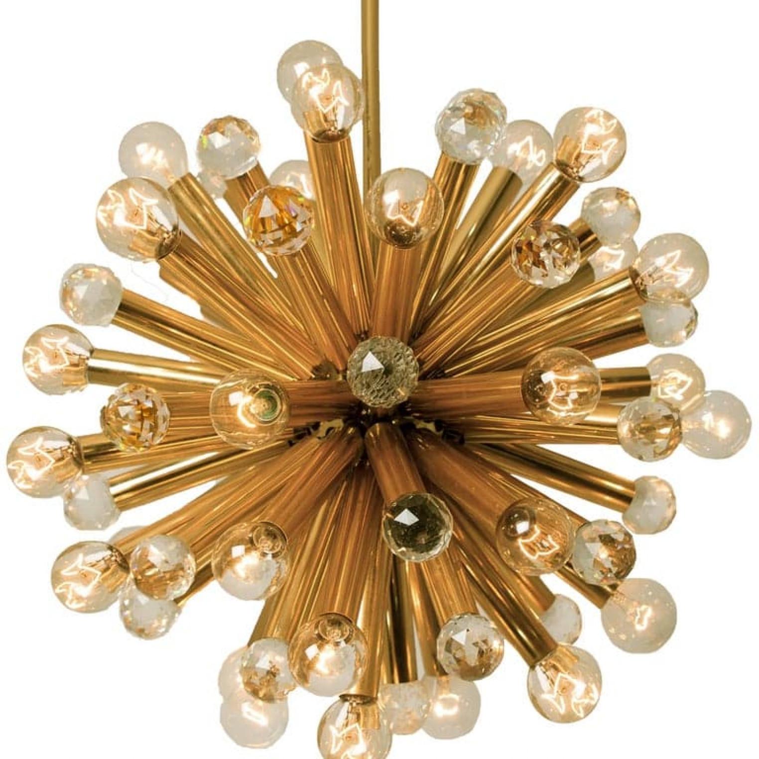 Mid-Century moderno Set in ottone dorato con sfere Swarovski di Ernst Palme per Palwa, anni '60 in vendita