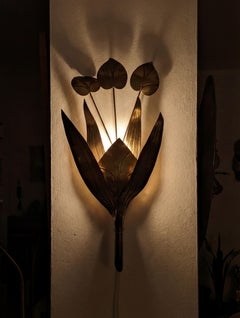 Gilt Brass Wall Sconce with Floral Design, 1960s Hollywood Regency