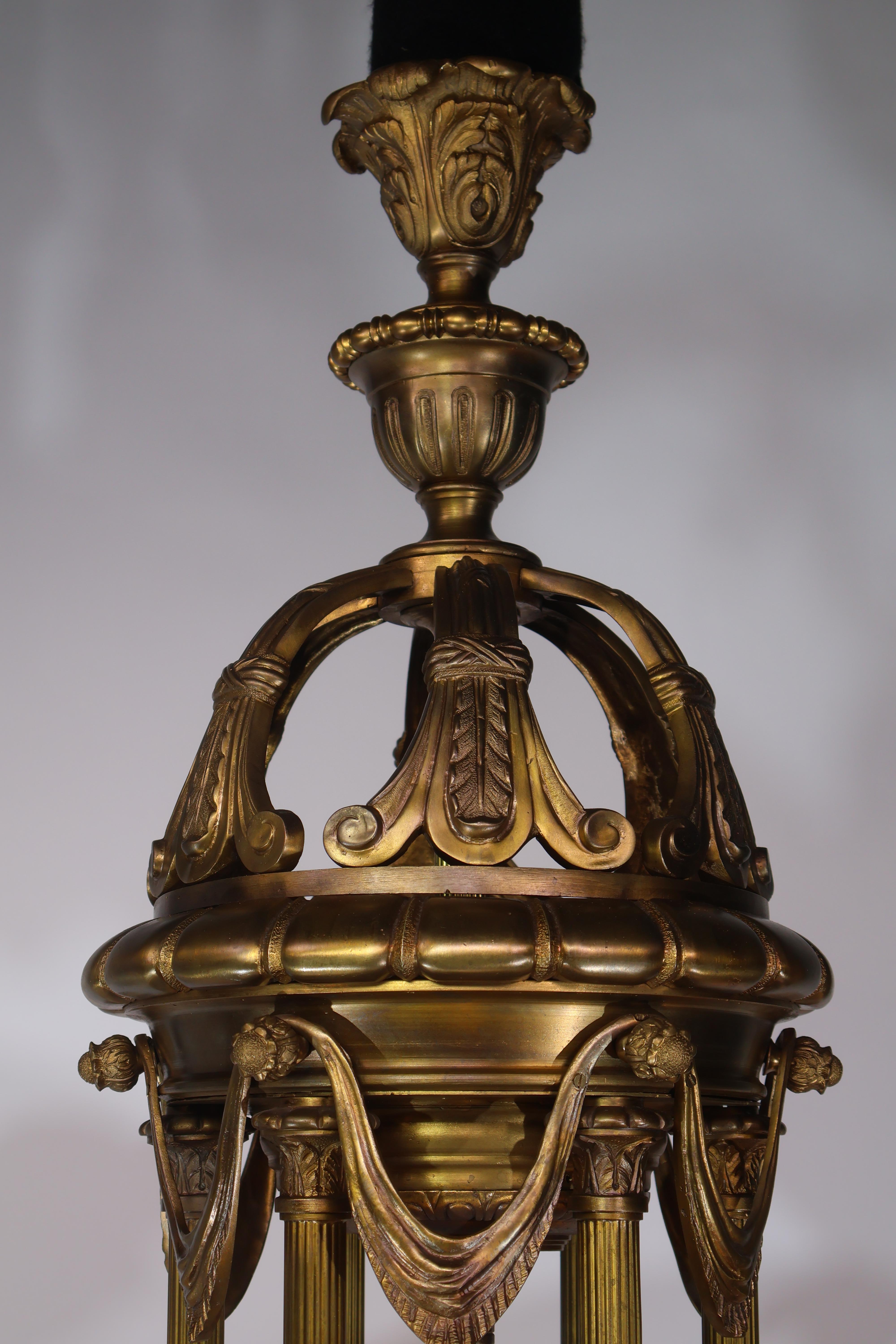 Lampadario in bronzo dorato e alabastro in vendita 2