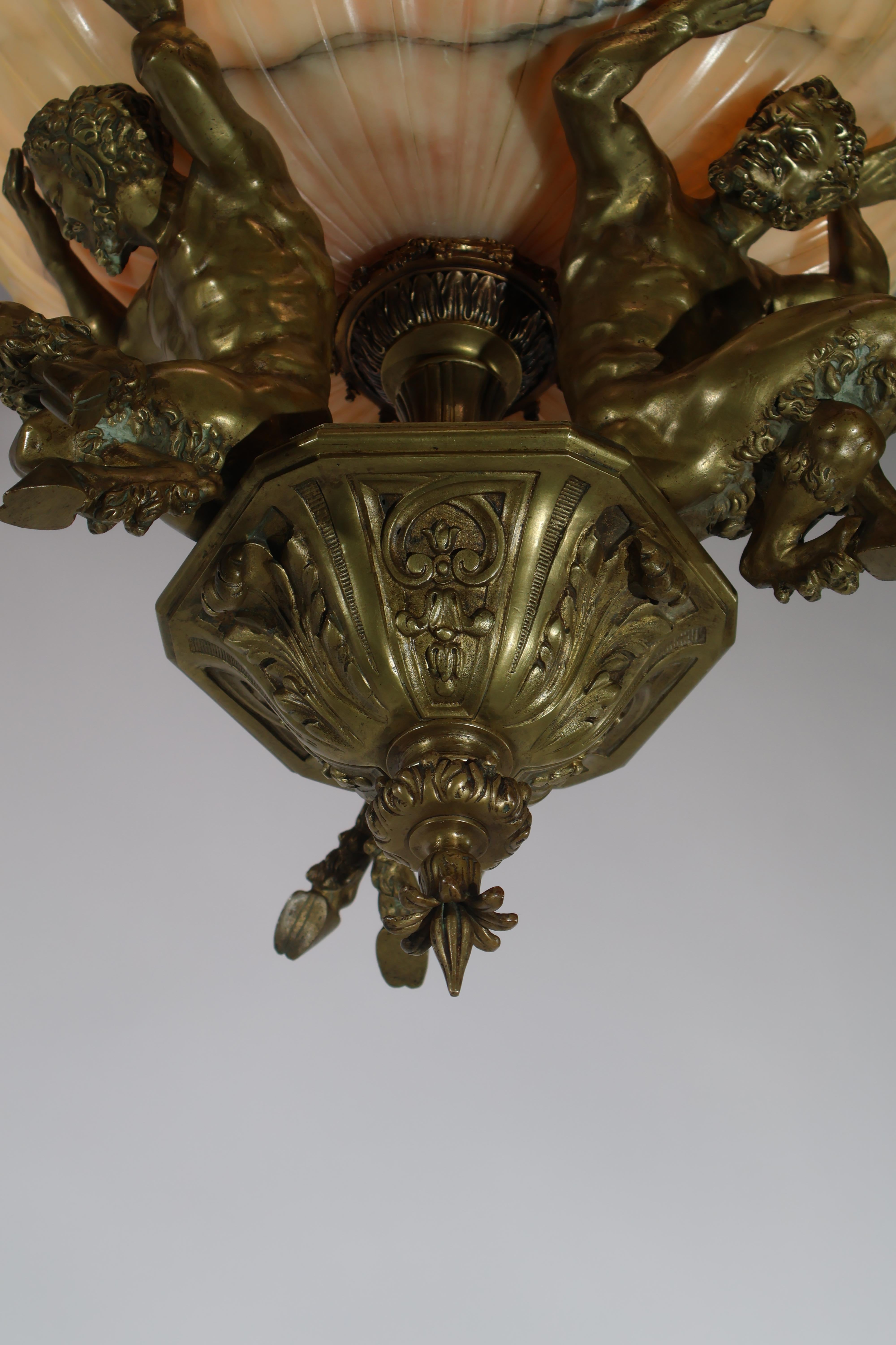 Lampadario in bronzo dorato e alabastro in vendita 4