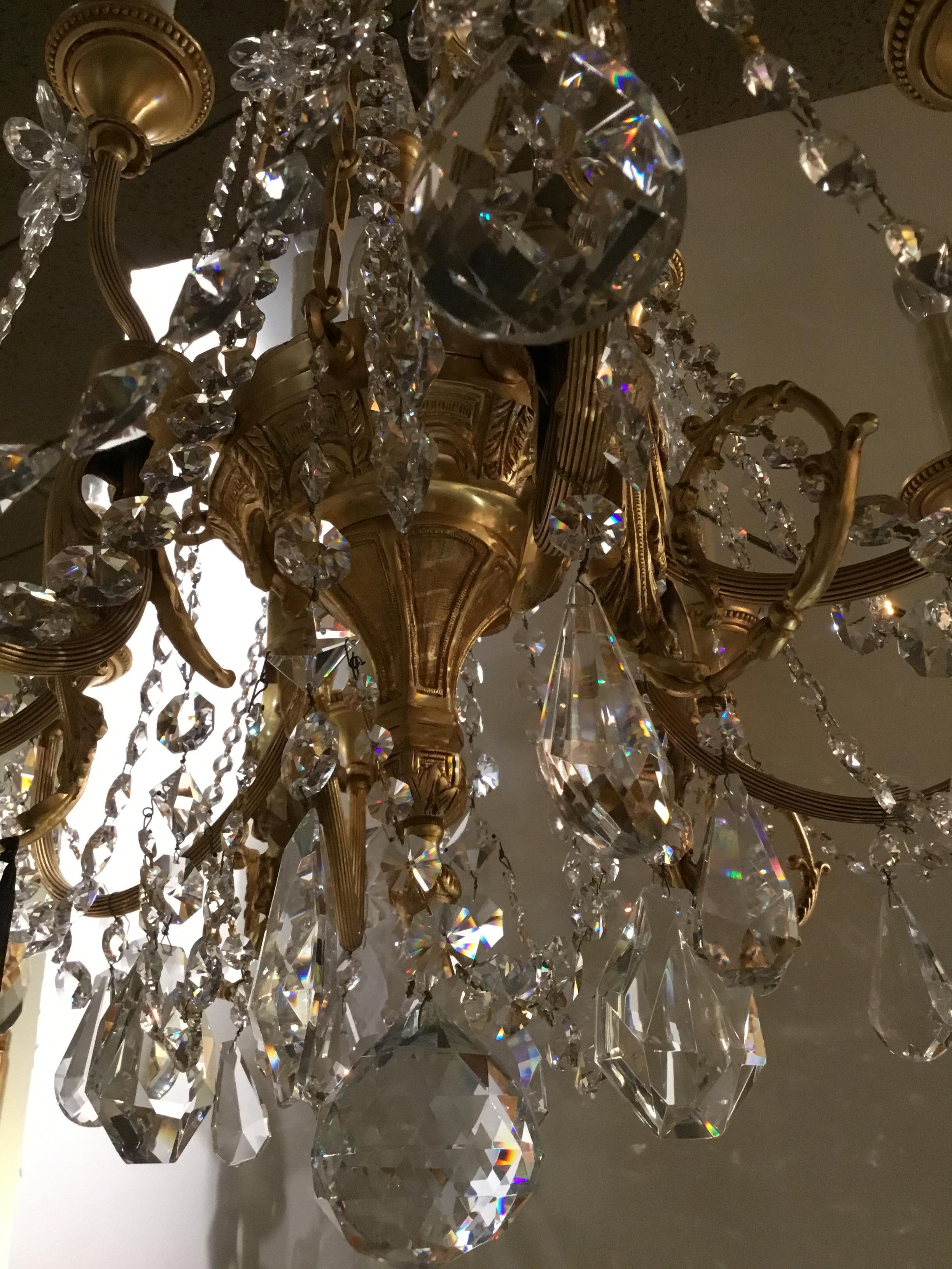 Gilt Bronze and Crystal 12-Light Chandelier with Swarovski Crystals For Sale 5