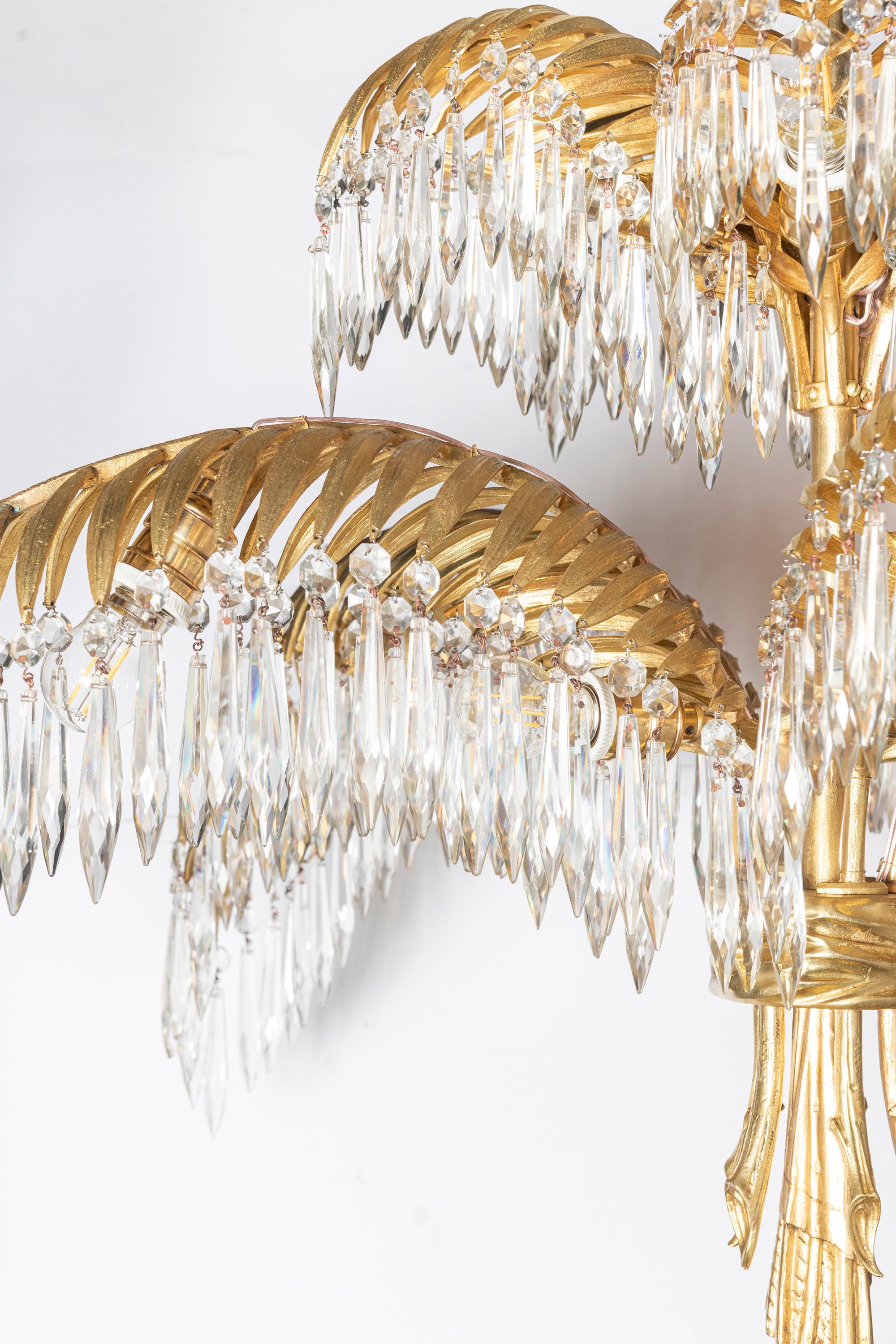 Gilt bronze and crystal chandelier. Austria, early 20th century. In Good Condition For Sale In Buenos Aires, Buenos Aires
