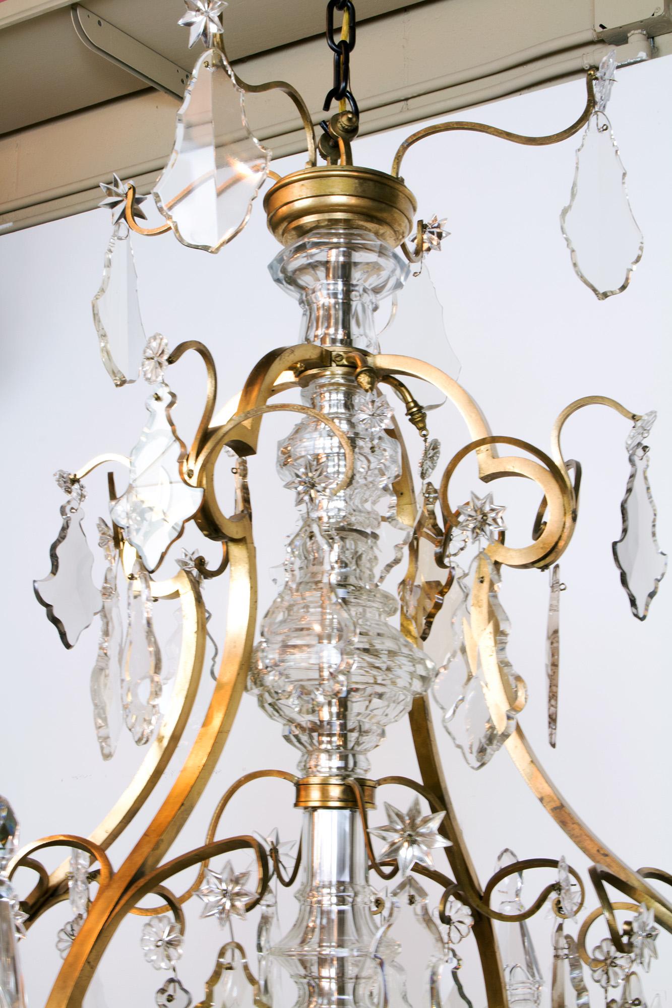 Gilt Bronze and Crystal French Chandelier In Good Condition For Sale In Canton, MA