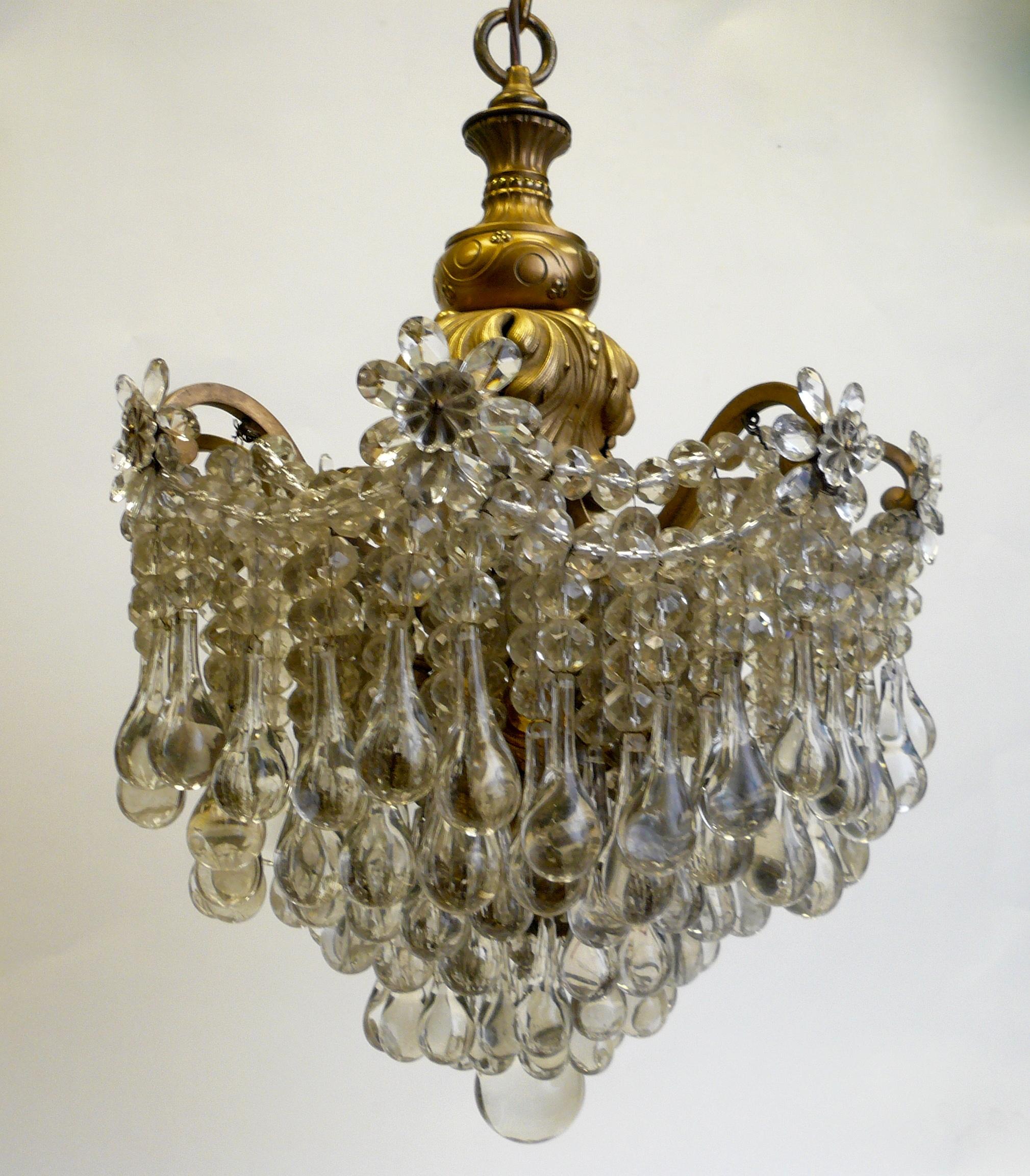 Gilt Bronze and Crystal Pendant Chandelier by E. F. Caldwell (Kristall)