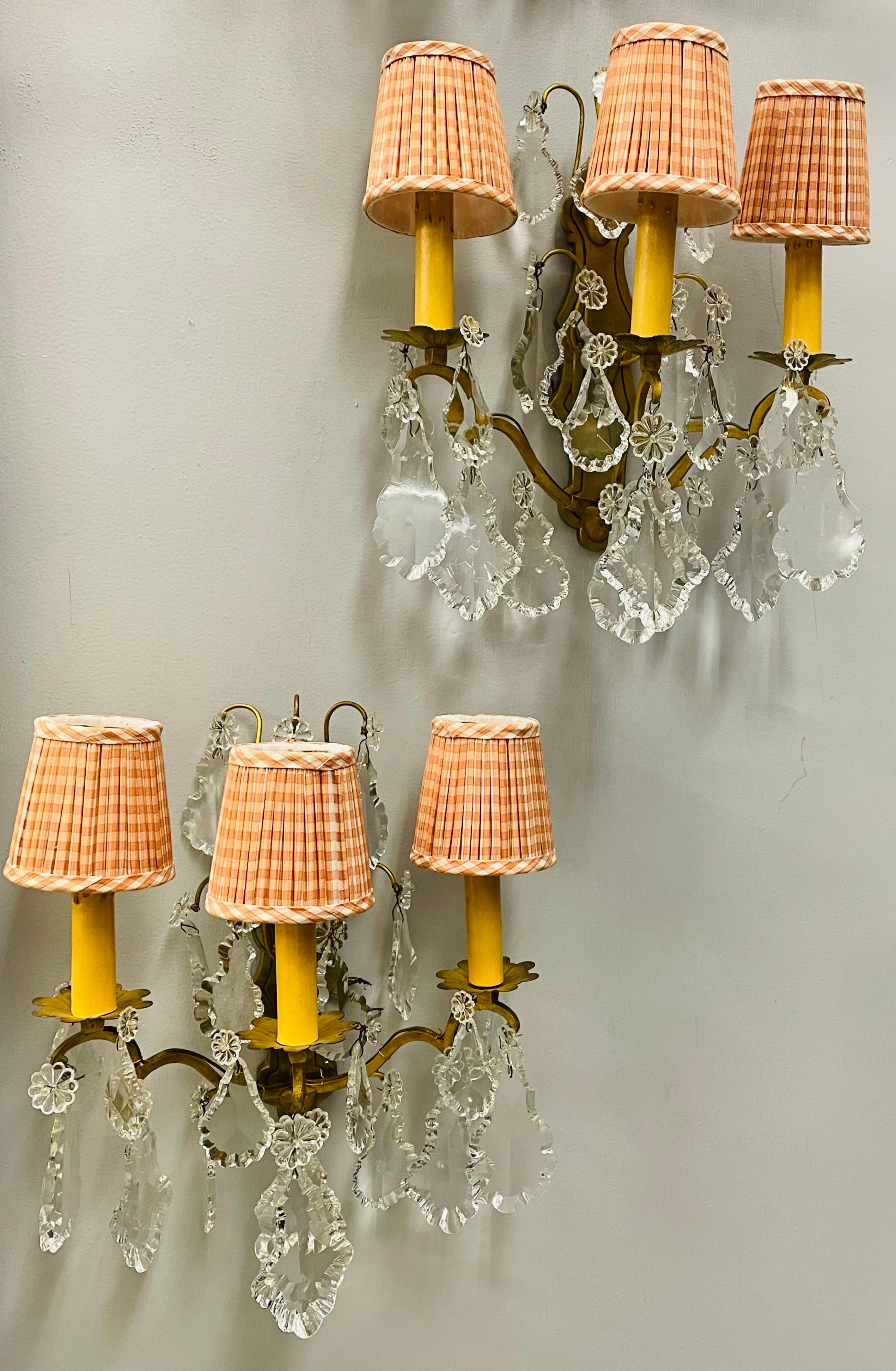 Gilt Bronze and Crystal Three-Light Wall Sconces French Early 20th Century, Pair For Sale 9