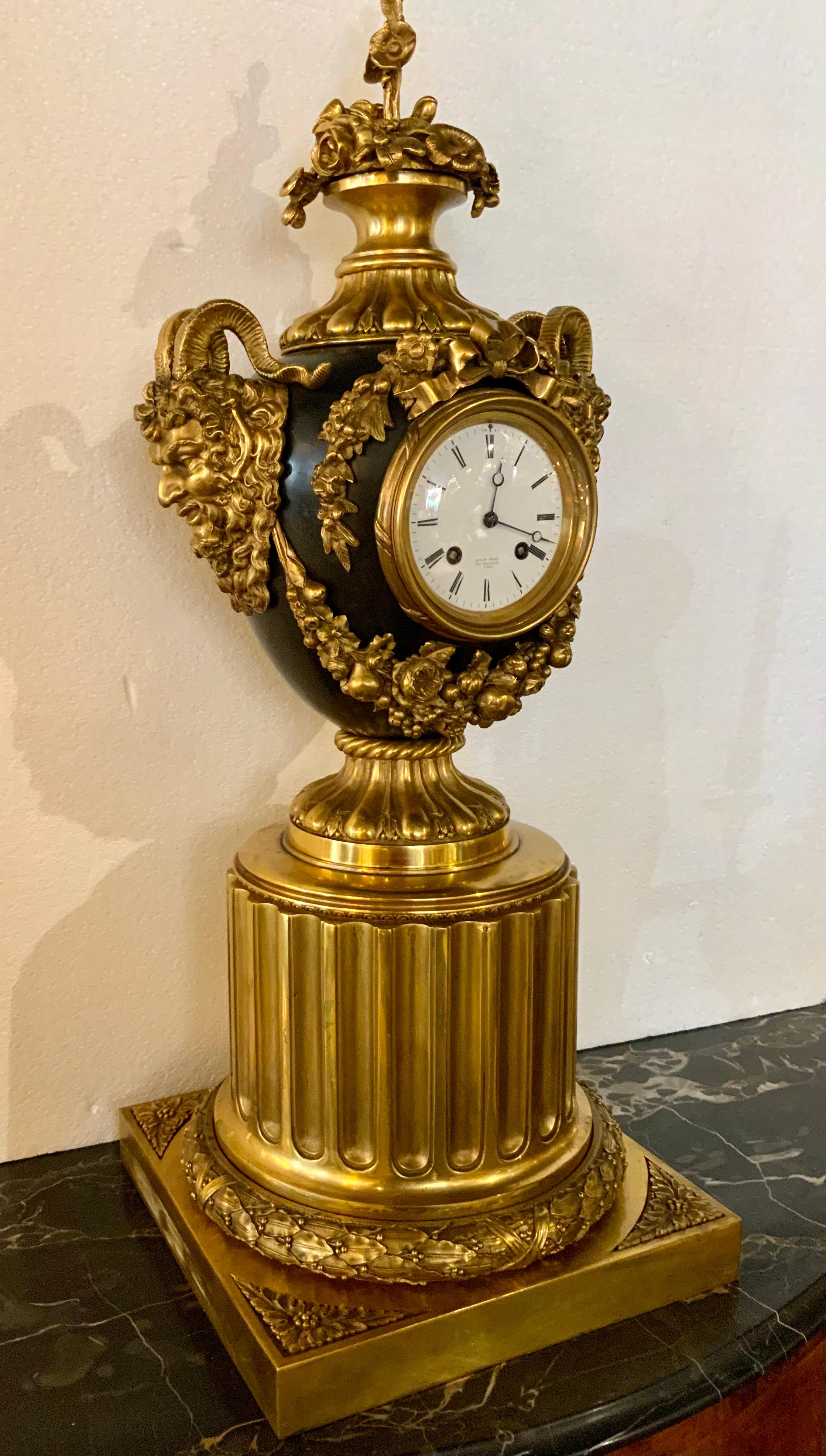 Gilt Bronze and Ebony Table Top /Mantel Clock French 19 Th Century In Good Condition For Sale In Houston, TX